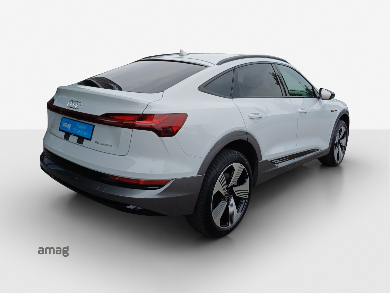AUDI e-tron 55 Sportback Advanced Black Edition quattro-image-5