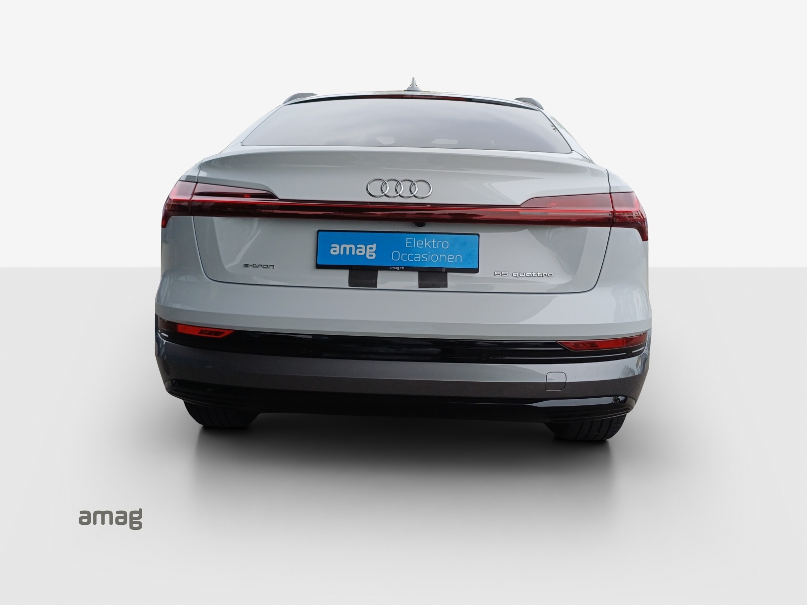 AUDI e-tron 55 Sportback Advanced Black Edition quattro-image-4