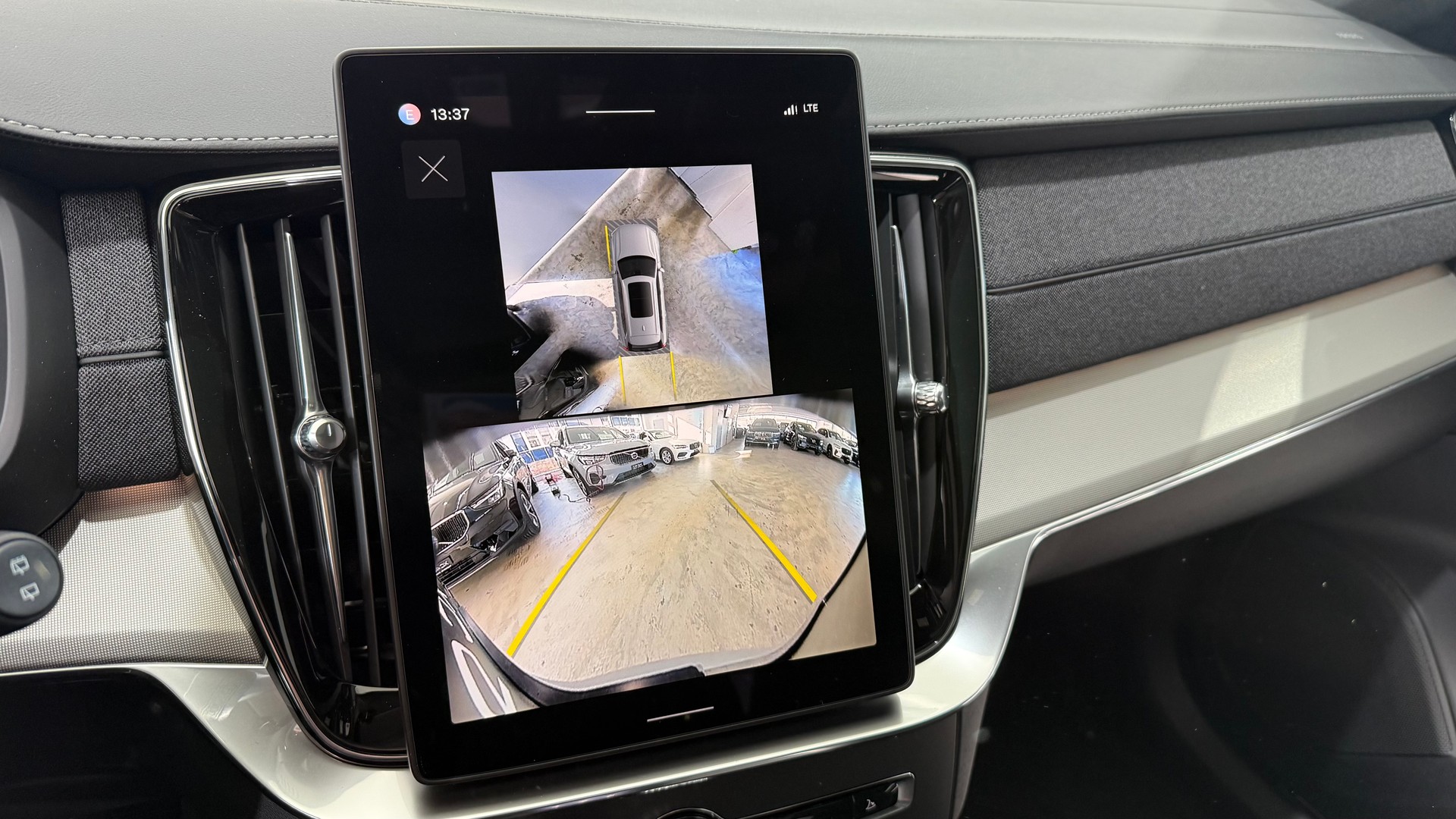VOLVO XC90 2.0 T8 TE Black Edition e-image-8