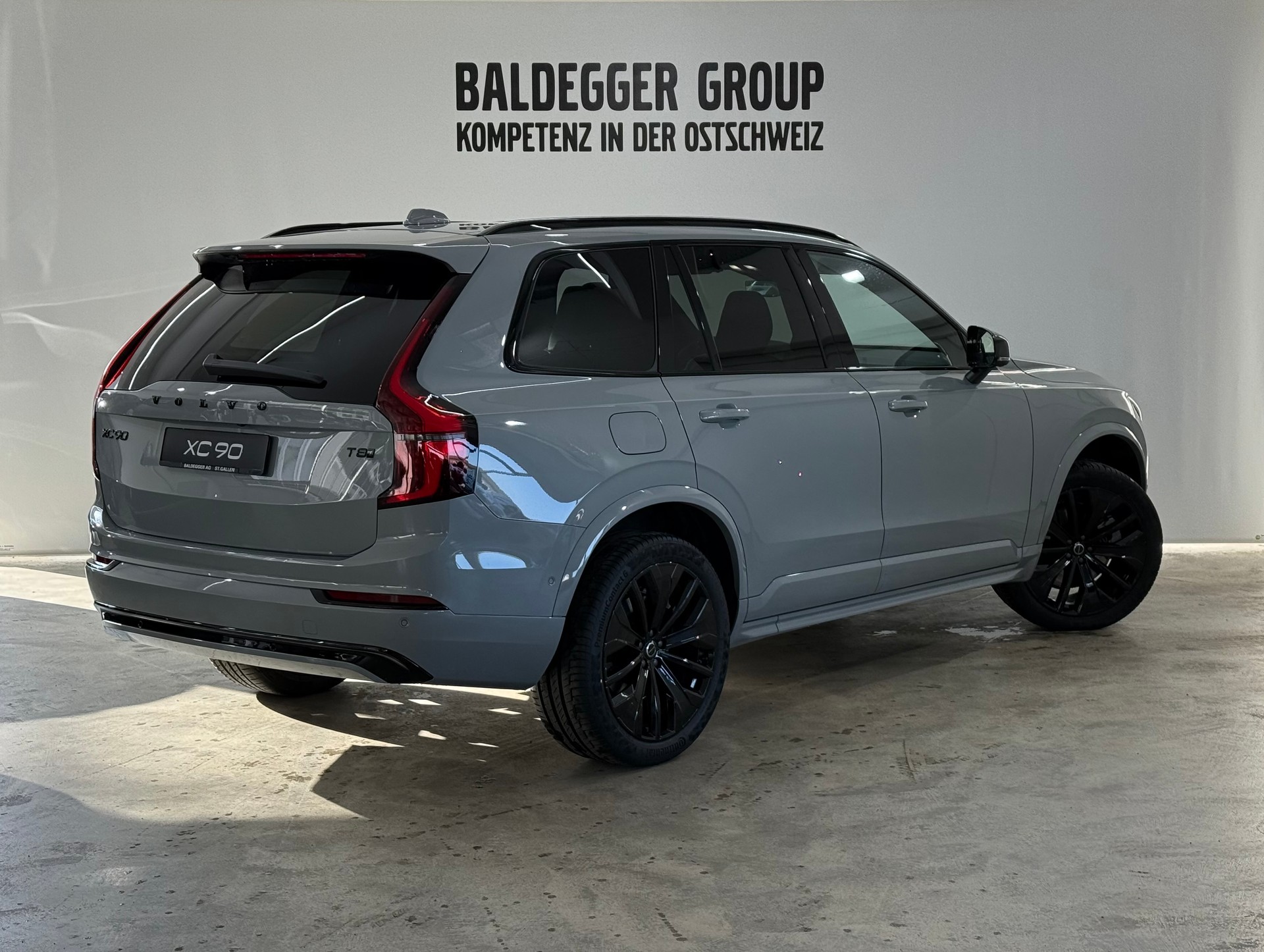 VOLVO XC90 2.0 T8 TE Black Edition e-image-2