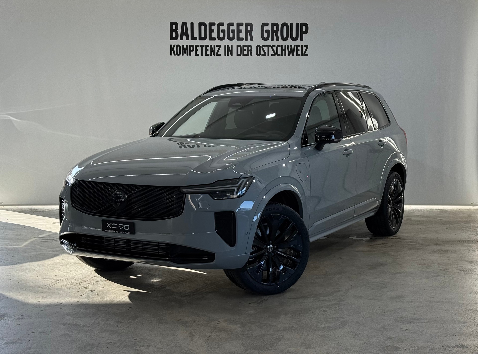 VOLVO XC90 2.0 T8 TE Black Edition e-image-0