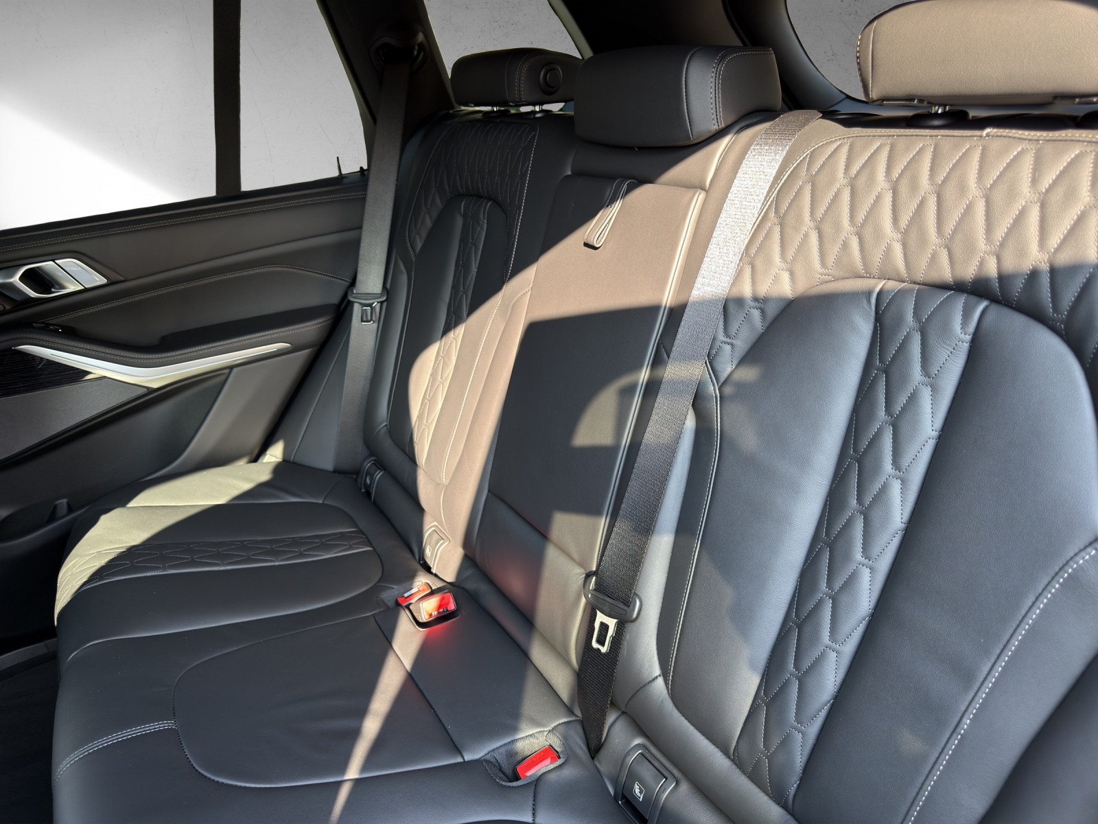 BMW X5 xDrive 48V 40d M Sport Steptronic-image-15