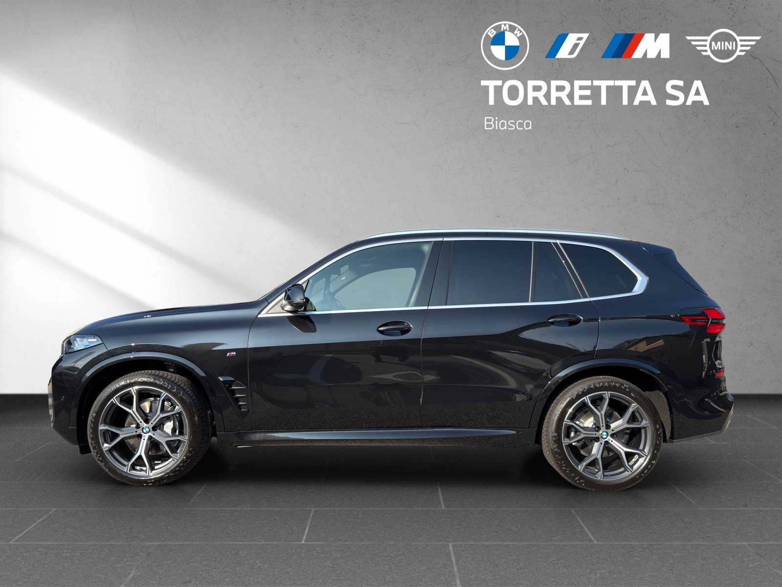 BMW X5 xDrive 48V 40d M Sport Steptronic-image-1