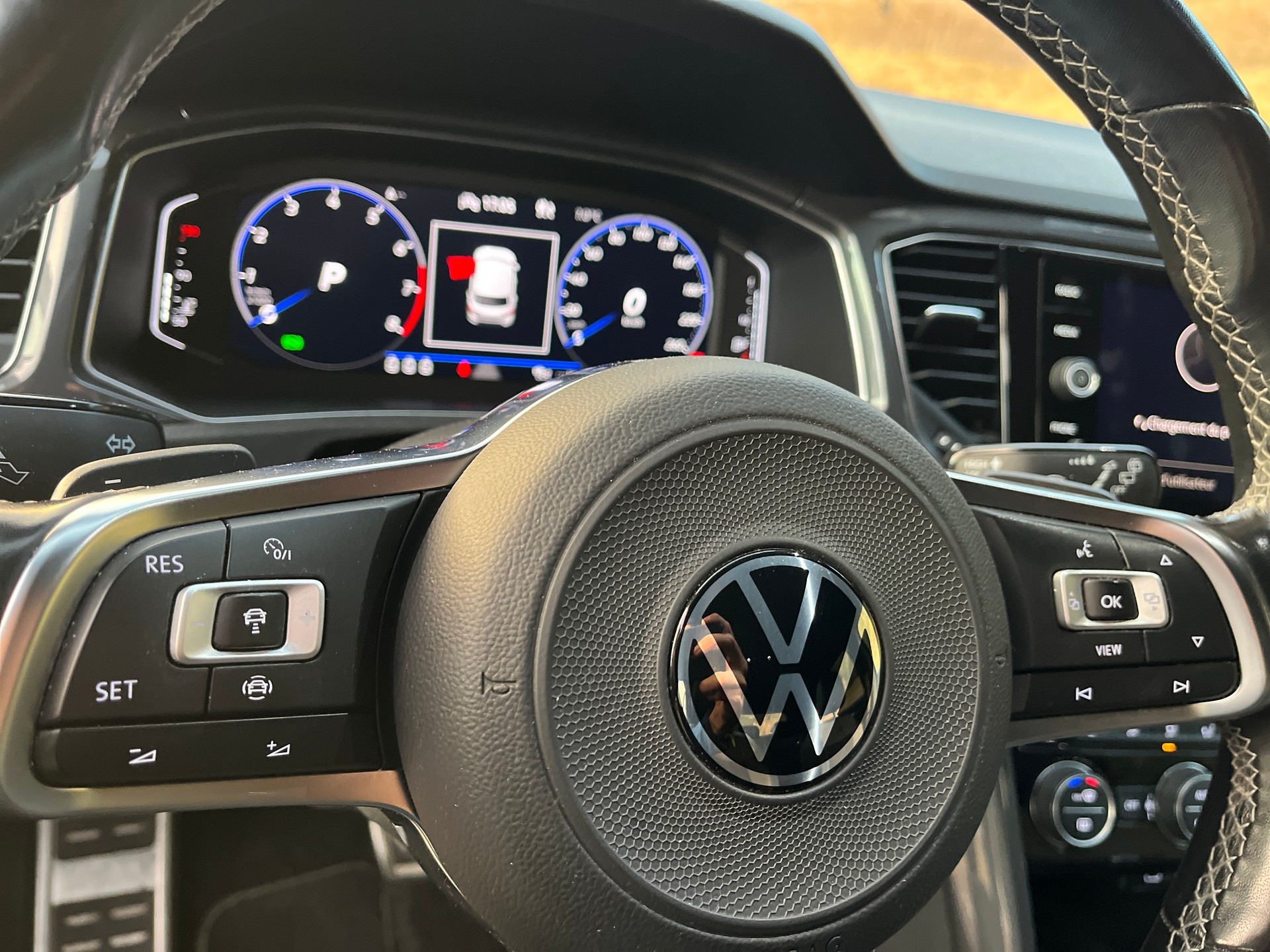 VW T-Roc 2.0 TSI Sport Selection DSG 4Motion-image-12