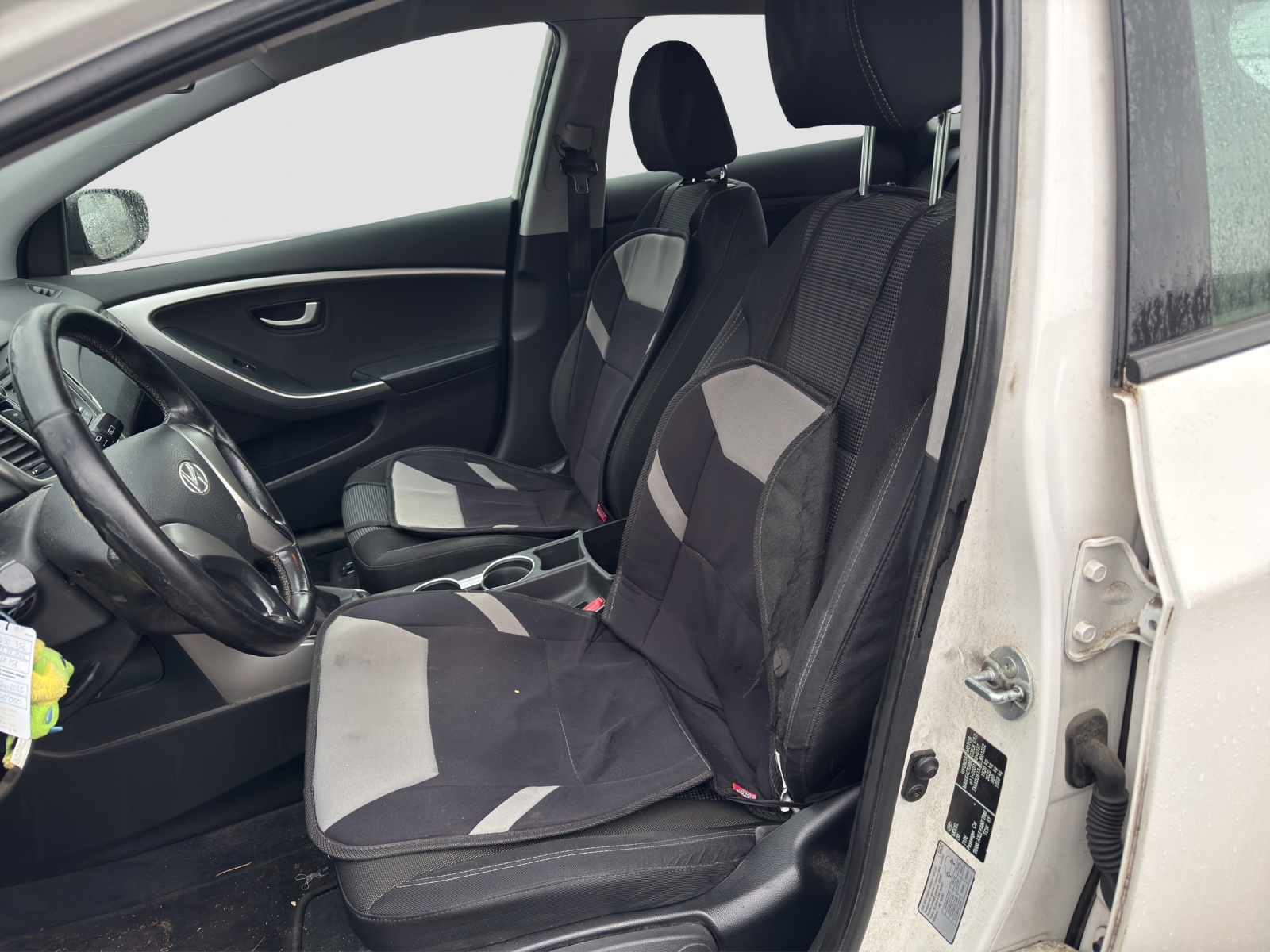 HYUNDAI i30 Wagon 1.4 Comfort-image-8