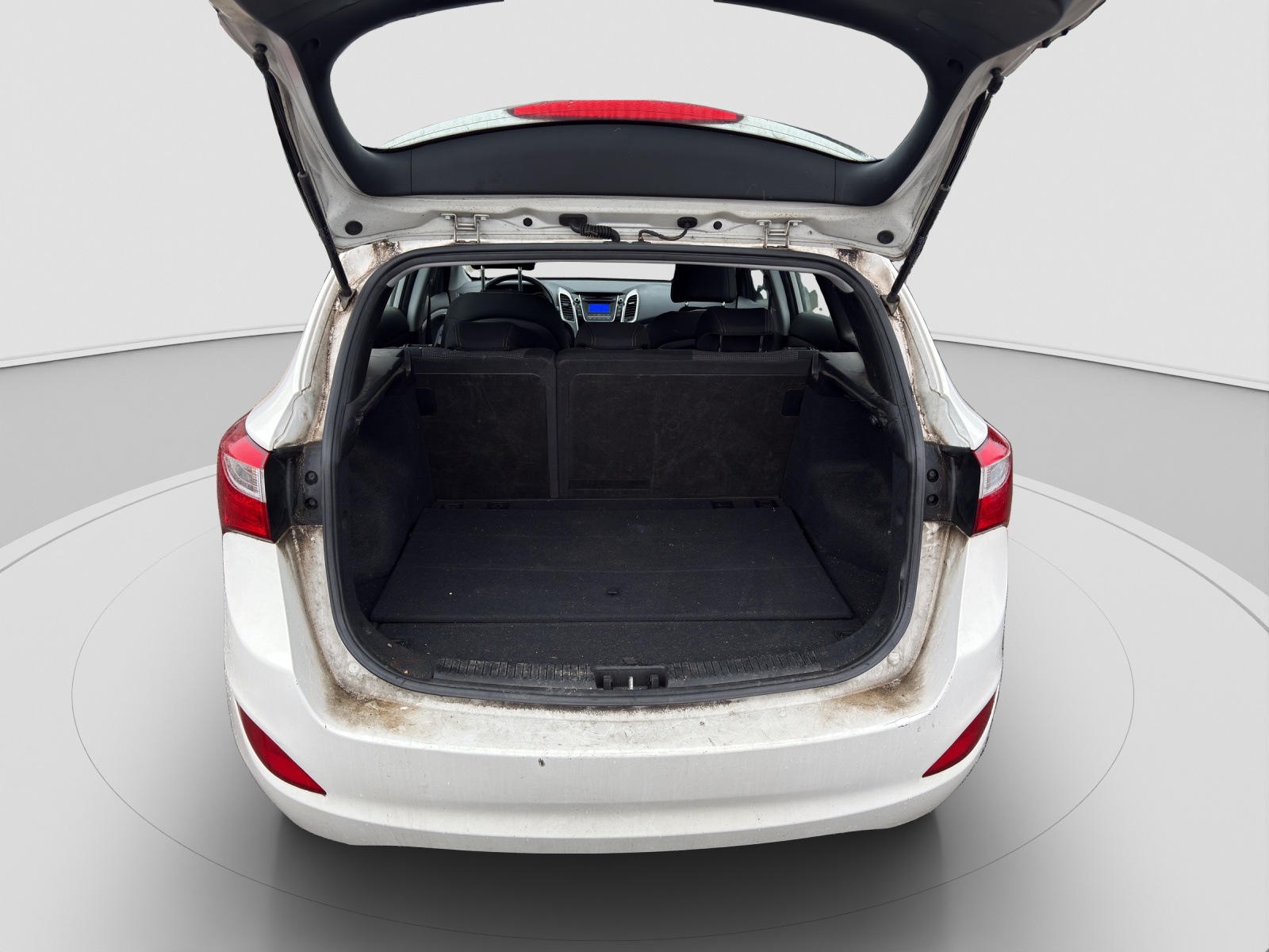 HYUNDAI i30 Wagon 1.4 Comfort-image-12