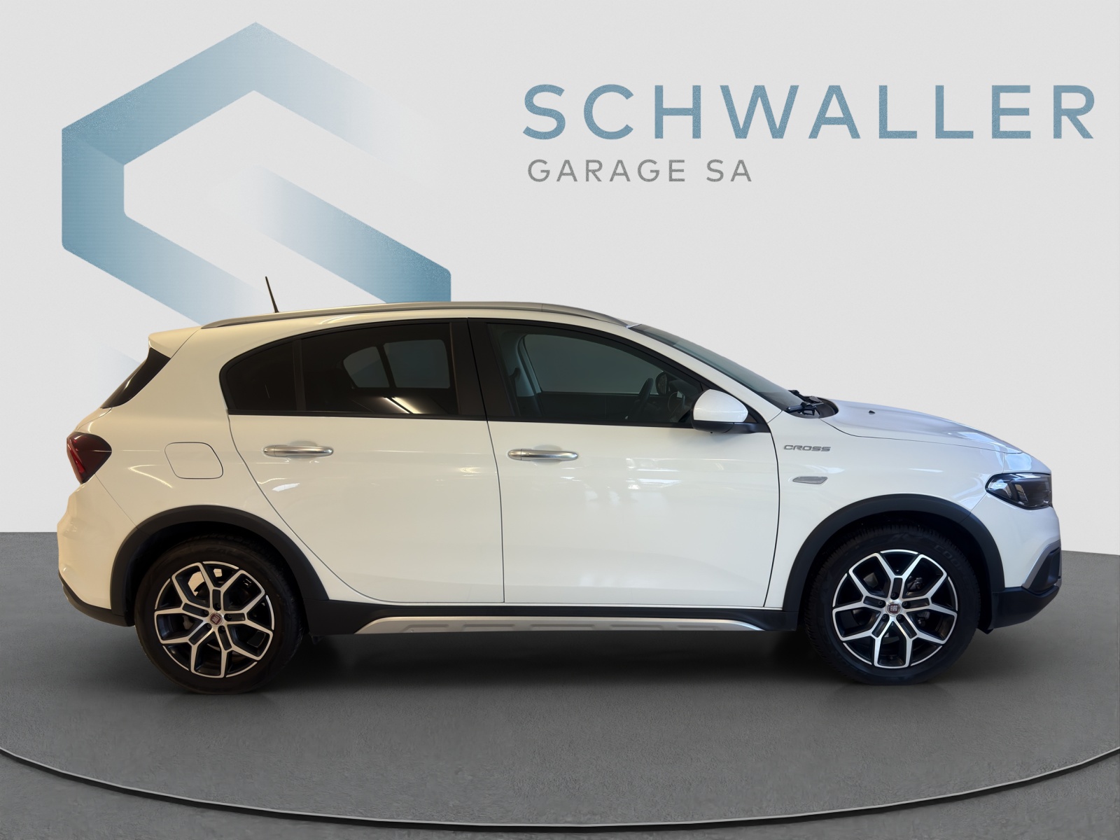 FIAT TIPO 1.5 Hybrid Cross-image-2