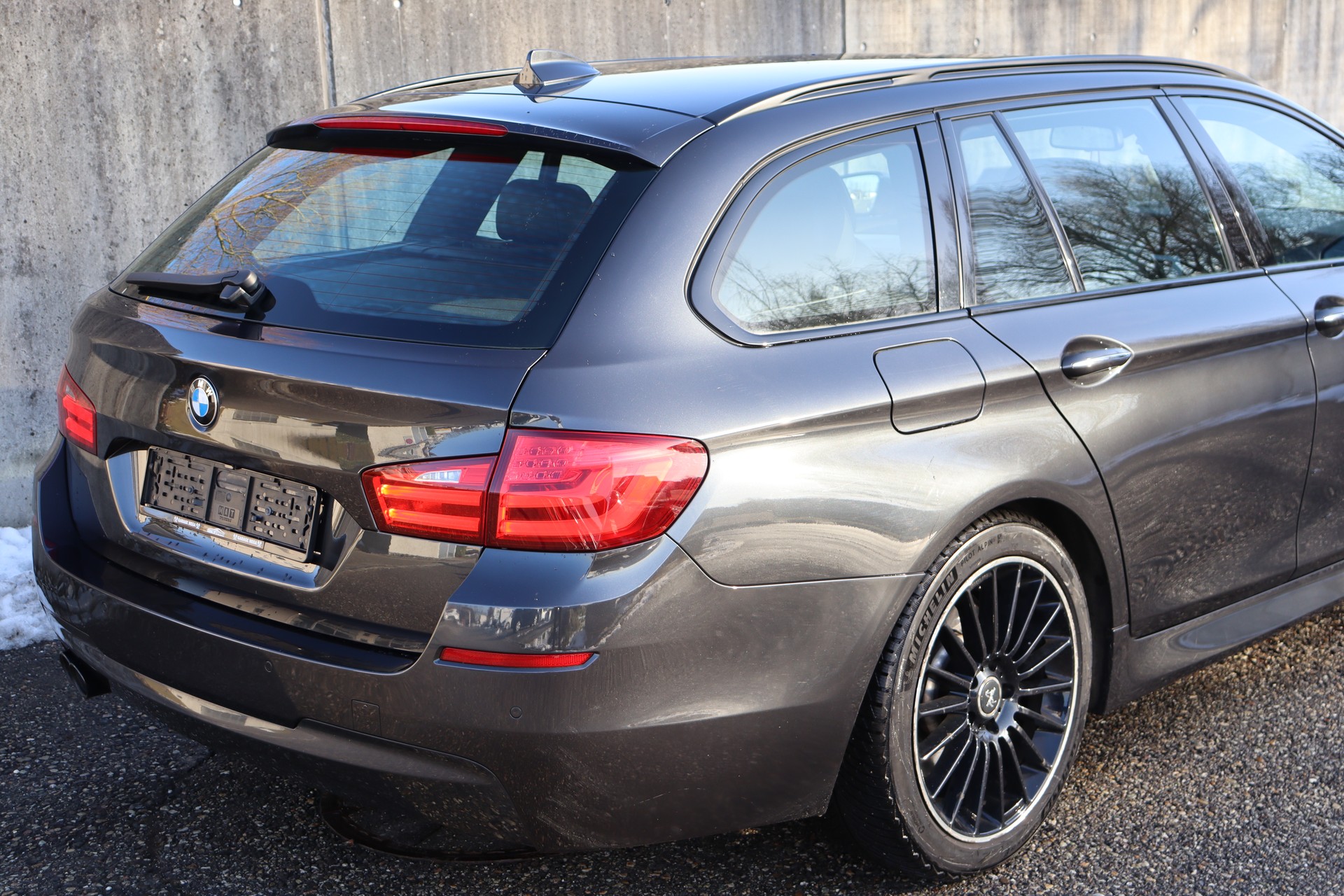 BMW 530d xDrive Touring Steptronic M-Paket-image-5