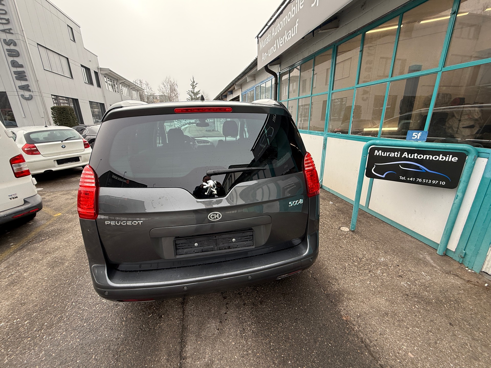 PEUGEOT 5008 1.6 16V T Sport Pack-image-5