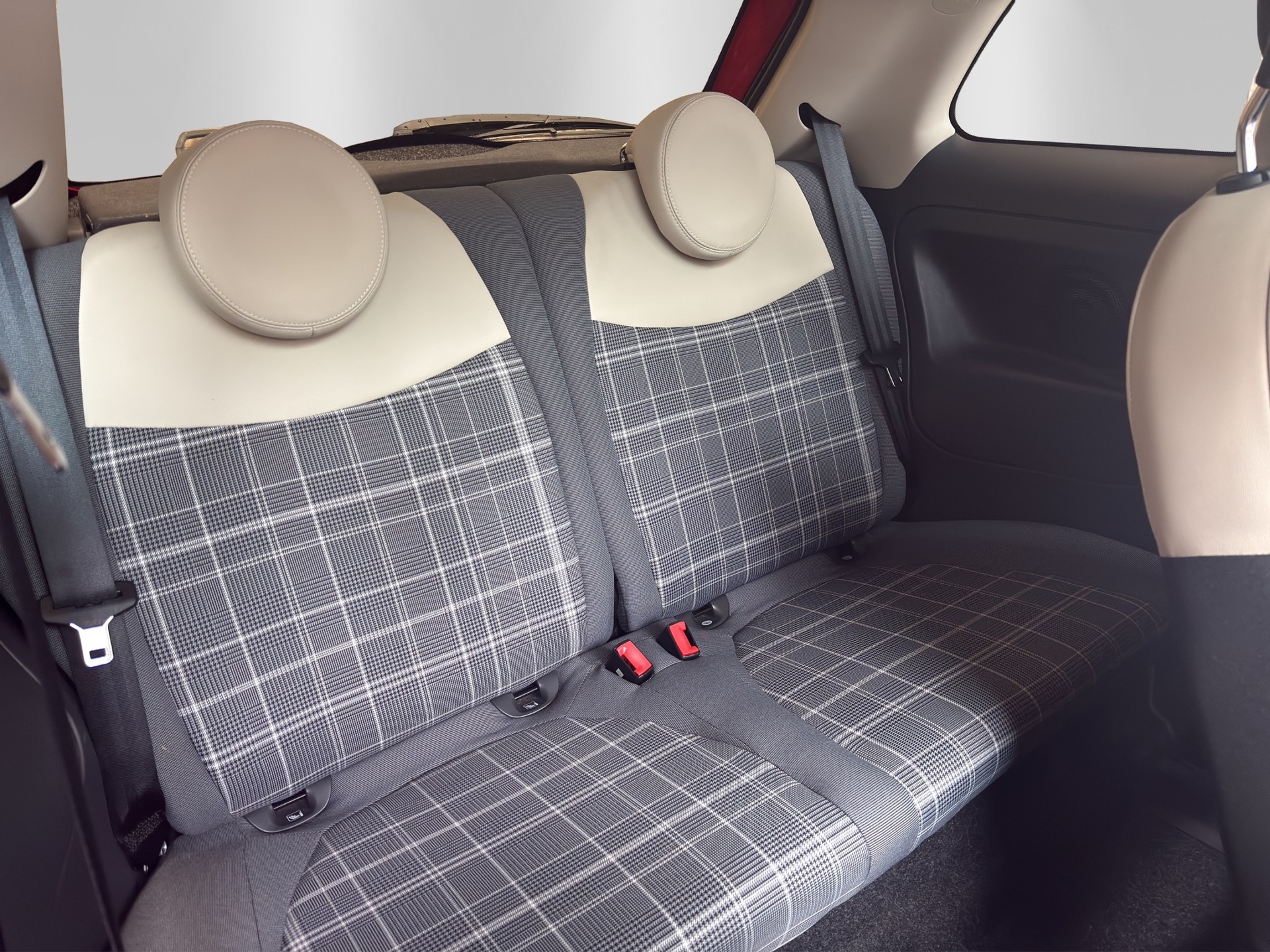 FIAT 500 1.2 Lounge-image-15