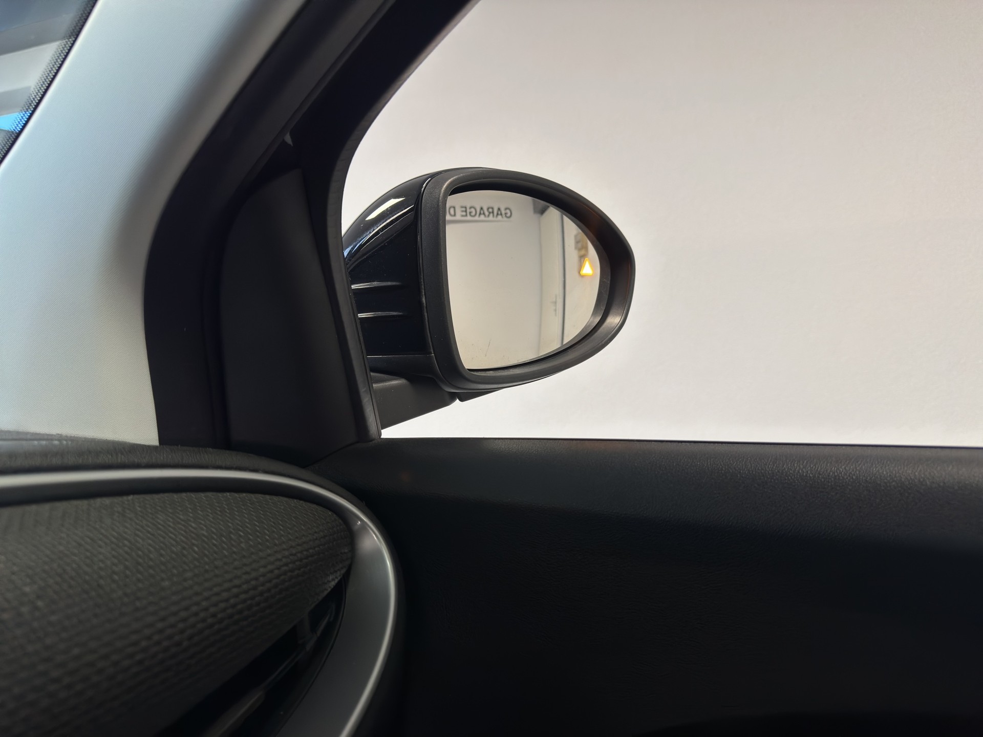 FIAT 500 C electric 87 kW La Prima-image-17