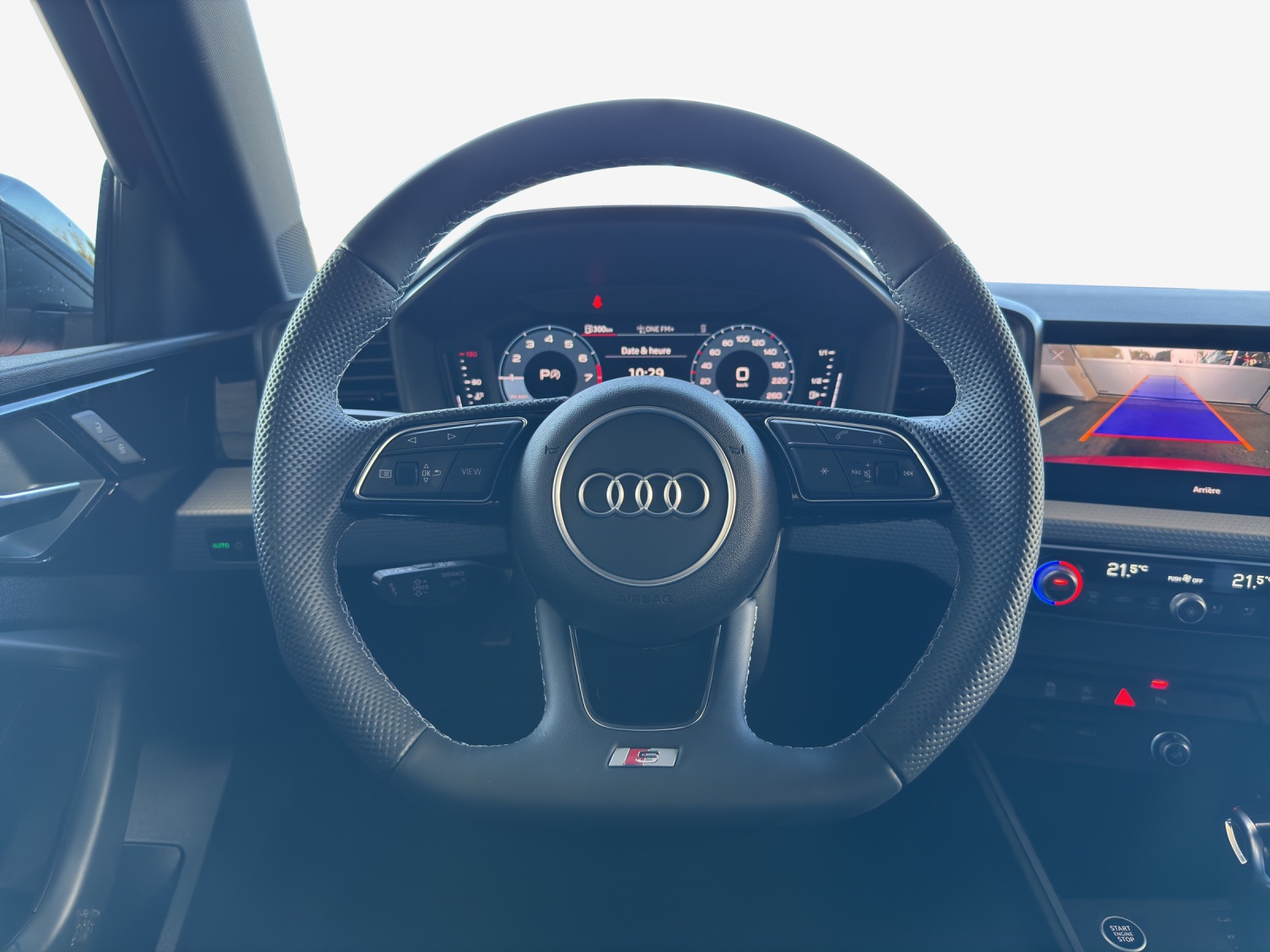 AUDI A1 Sportback 30 TFSI S Line Attraction S-tronic-image-12