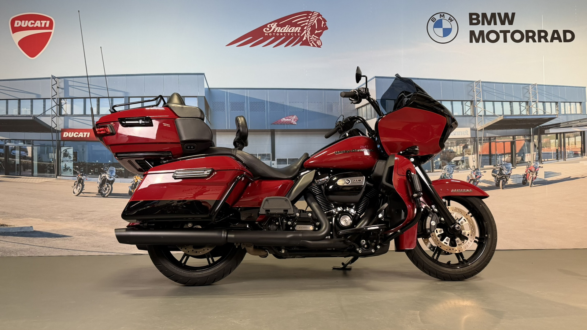 HARLEY-DAVIDSON FLTRK 1868 Road Glide Limited 114-image-4