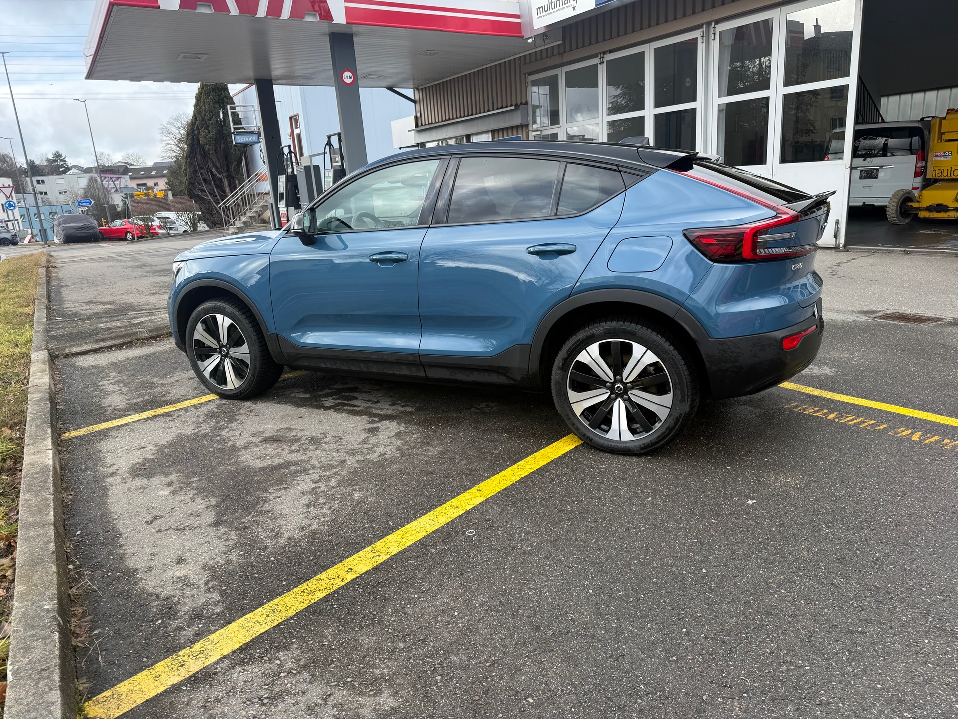 VOLVO C40 Recharge P8 Twin AWD Pure Electric Ultimate-image-6