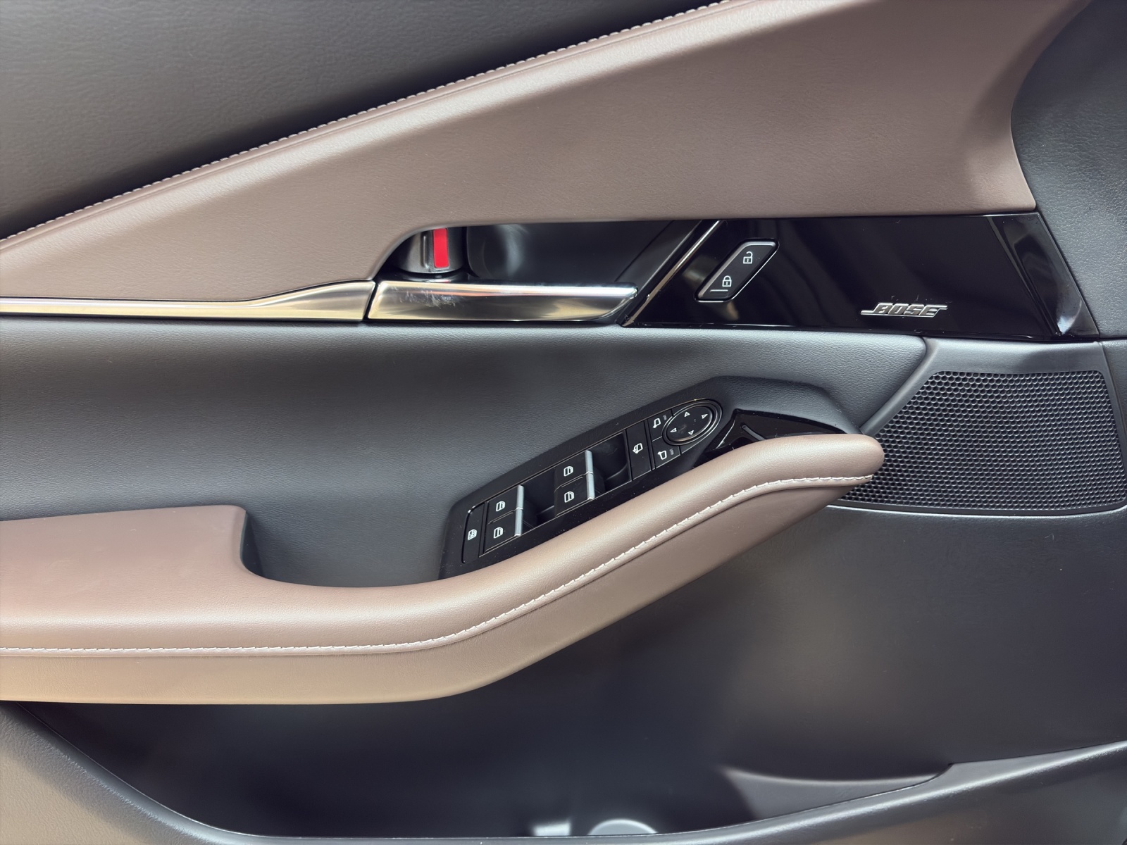 MAZDA CX-30 SKYACTIV-G 140 M Hybrid Takumi FWD AT-image-8