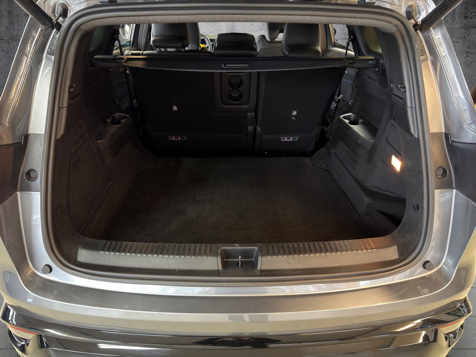 RENAULT Espace 1.2 E-Tech 200 Esprit Alpine 5-Sitze-image-25