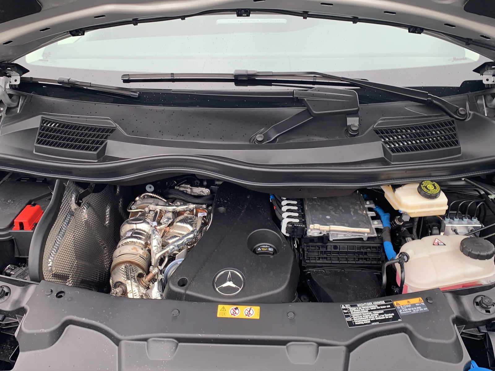MERCEDES-BENZ Marco Polo 300 d 4M Automat-image-11