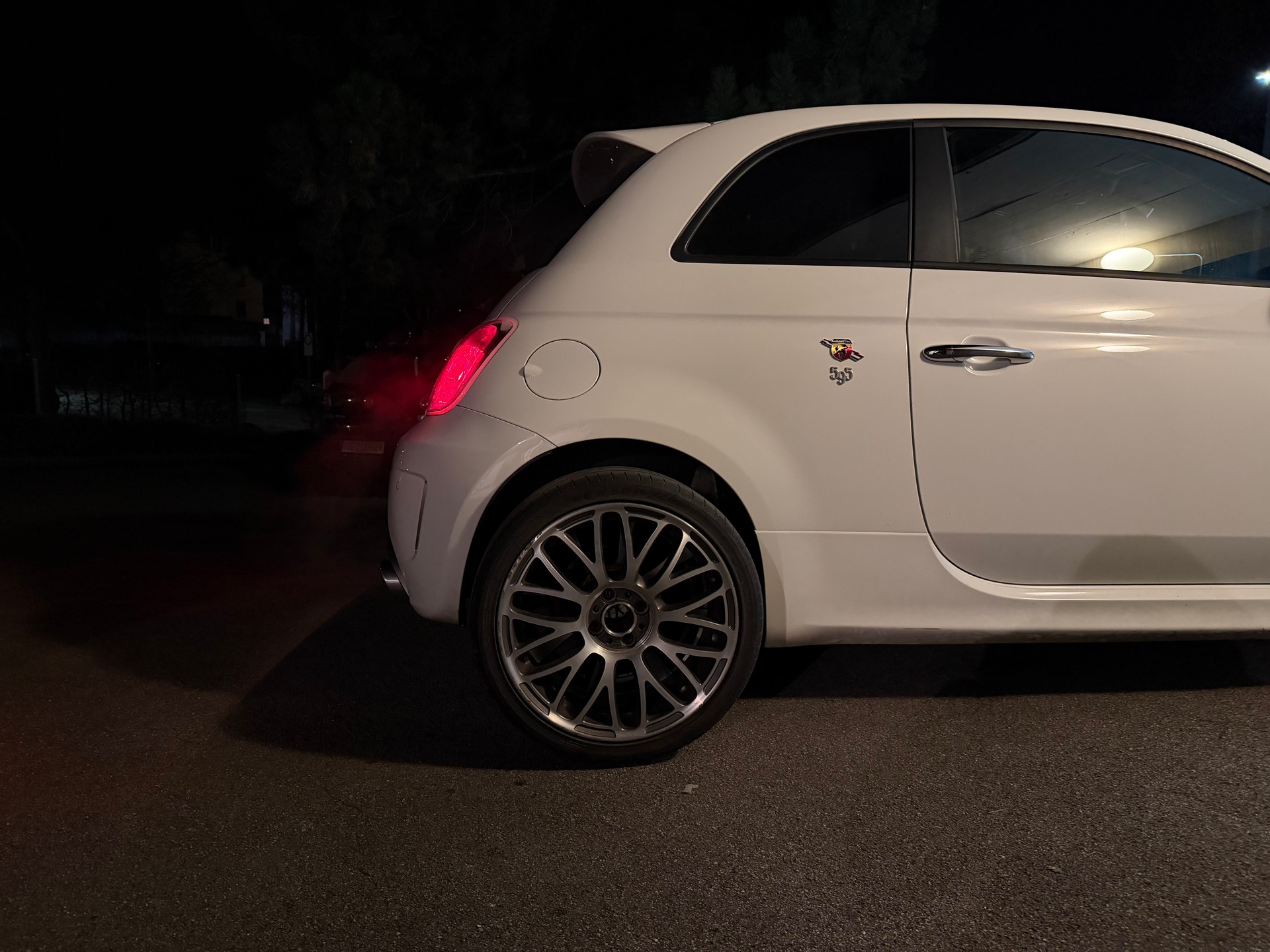 FIAT 595 1.4 16V Turbo Abarth Turismo-image-18