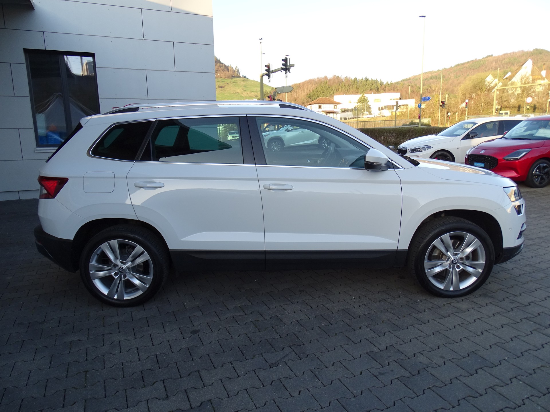 SKODA Karoq 1.5 TSI ACT Style DSG-image-4