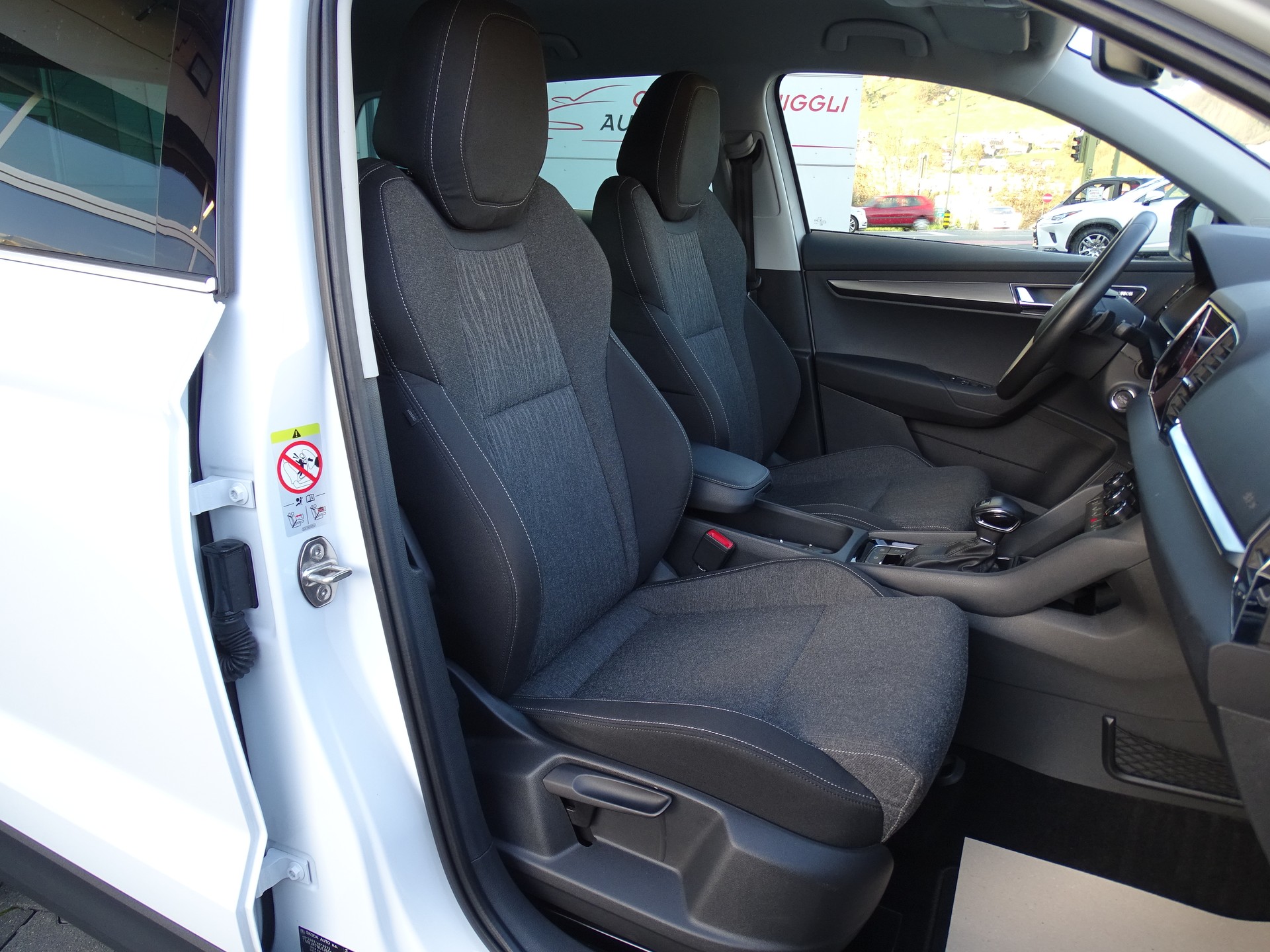 SKODA Karoq 1.5 TSI ACT Style DSG-image-21