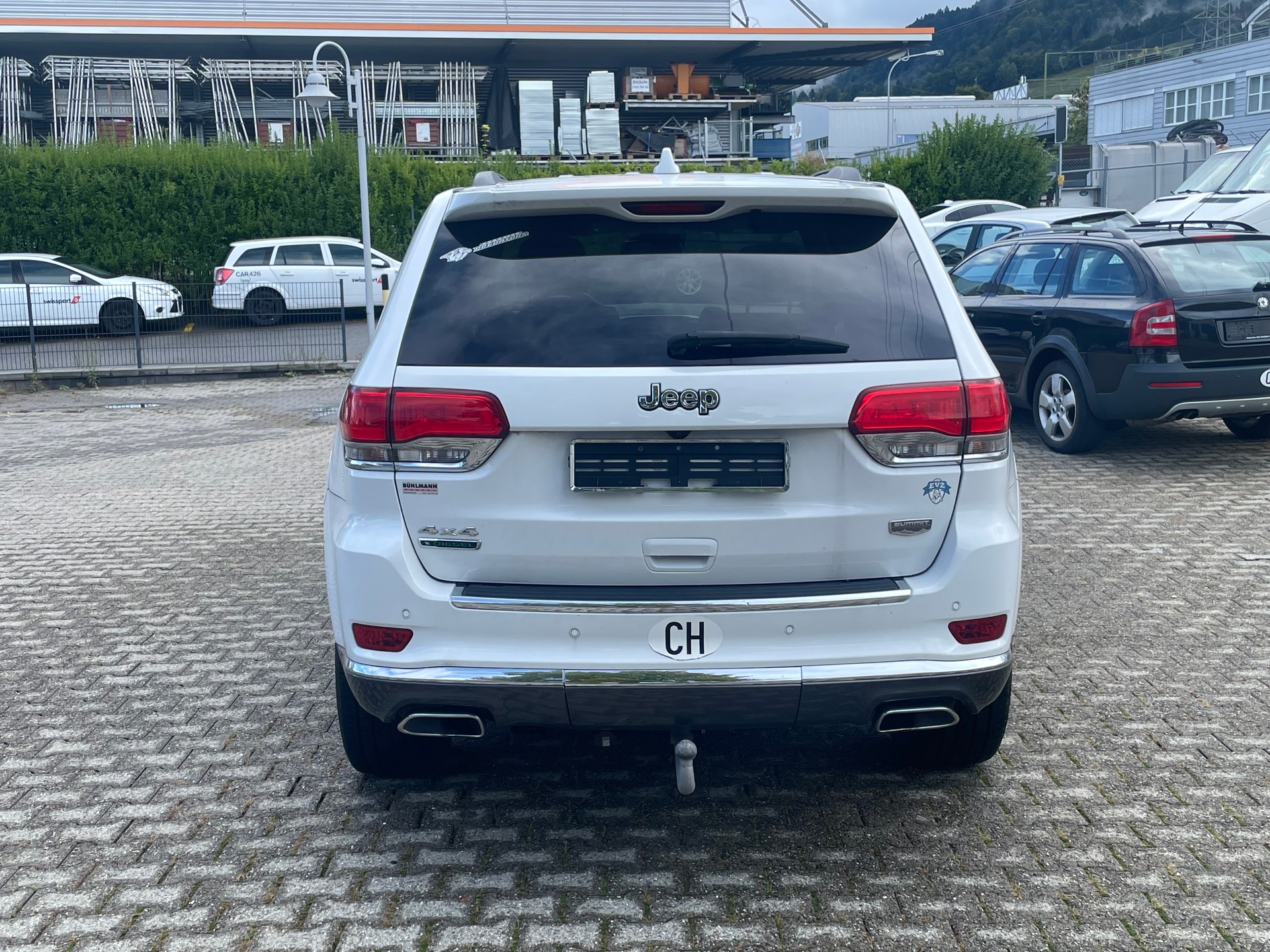 JEEP Grand Cherokee 3.0 CRD Summit Automatic-image-4