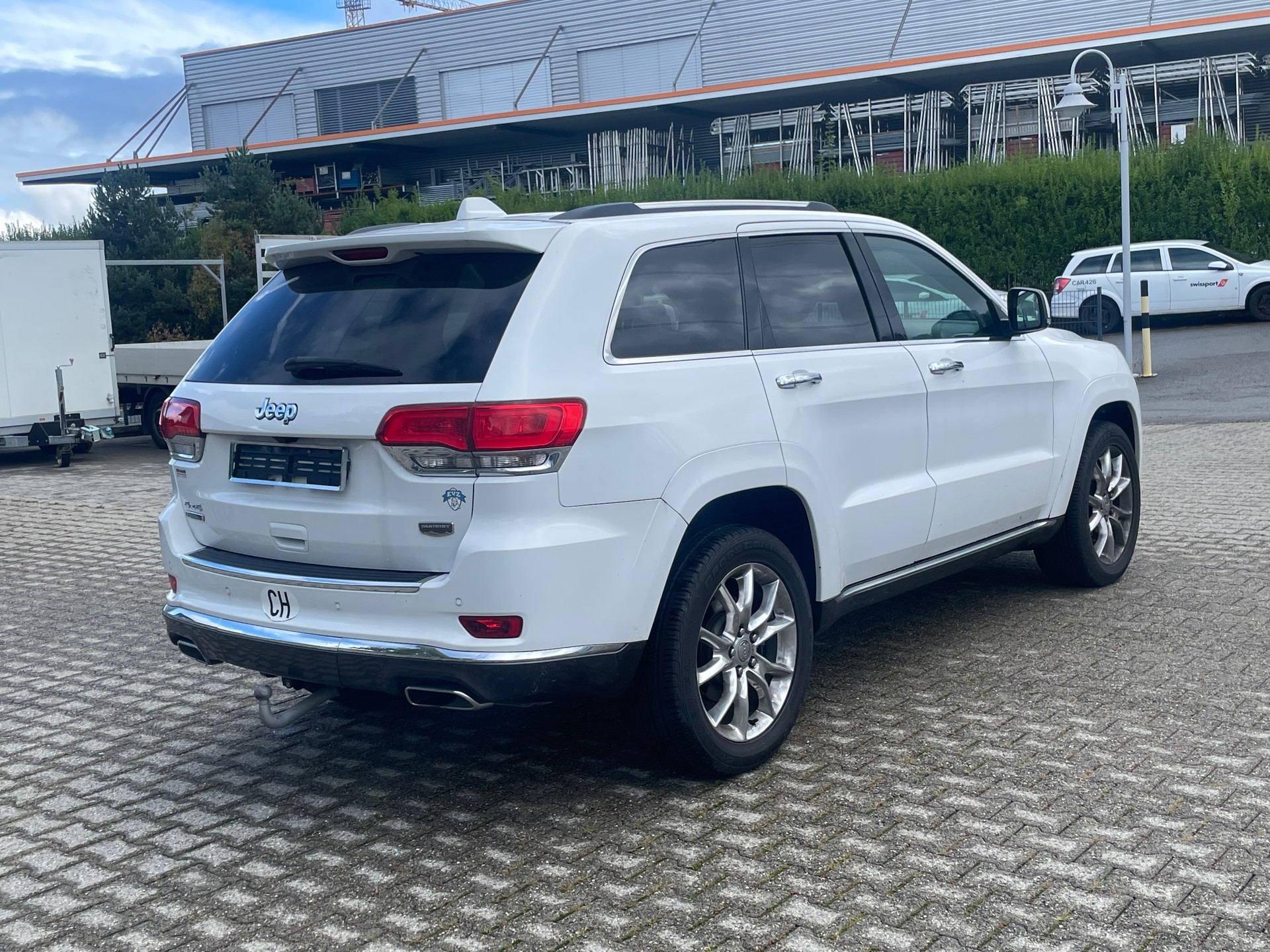 JEEP Grand Cherokee 3.0 CRD Summit Automatic-image-5