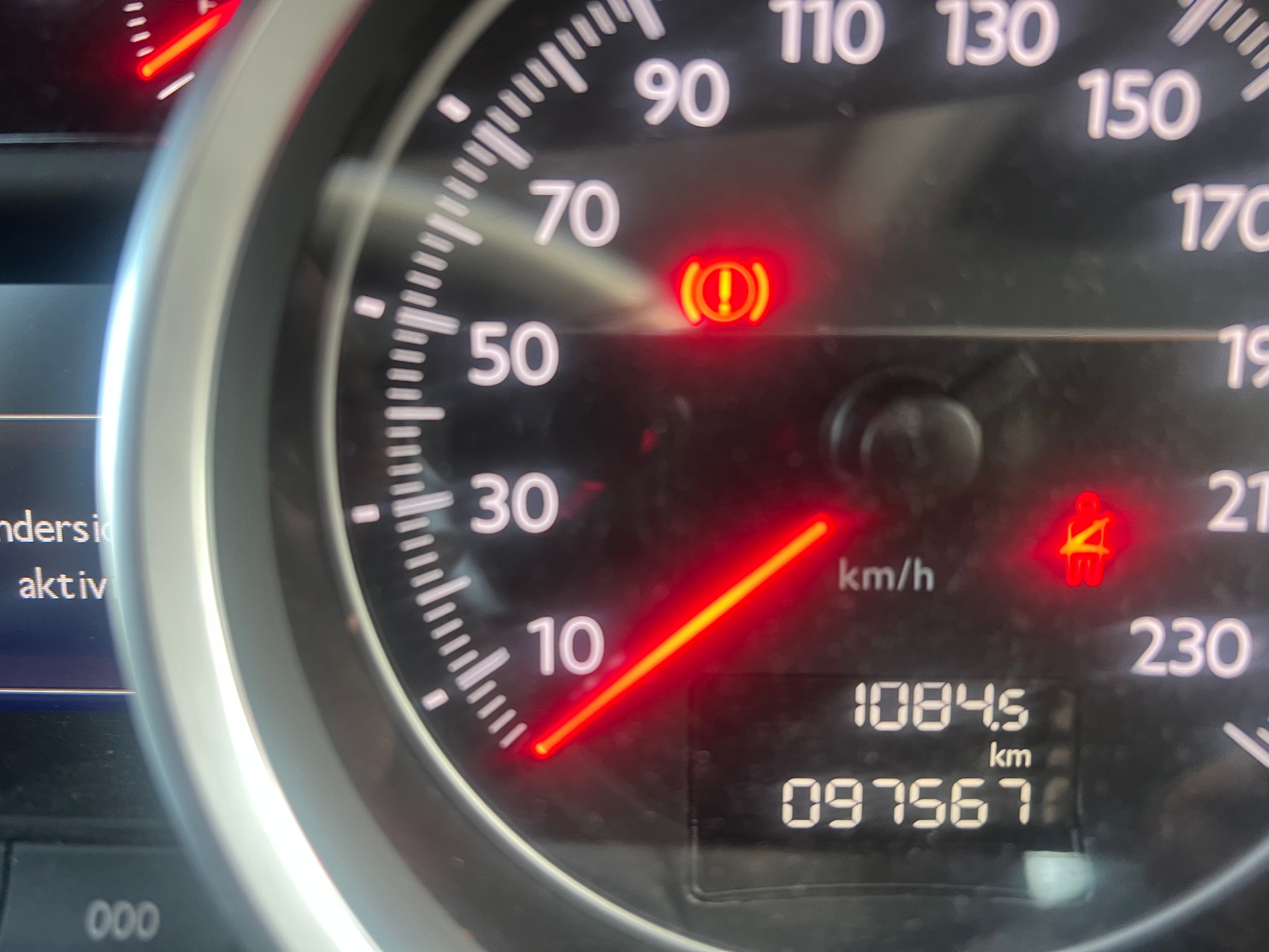 PEUGEOT 508 1.6 16V T Allure-image-7