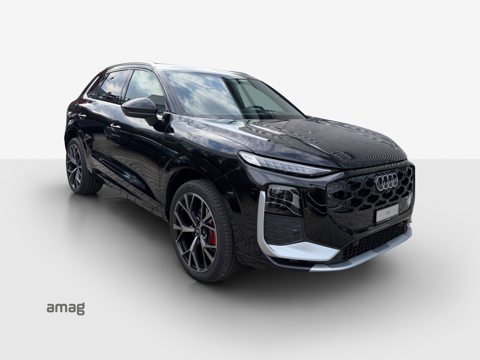 AUDI Q3 SUV 110 kW TFSI S tronic-image-5