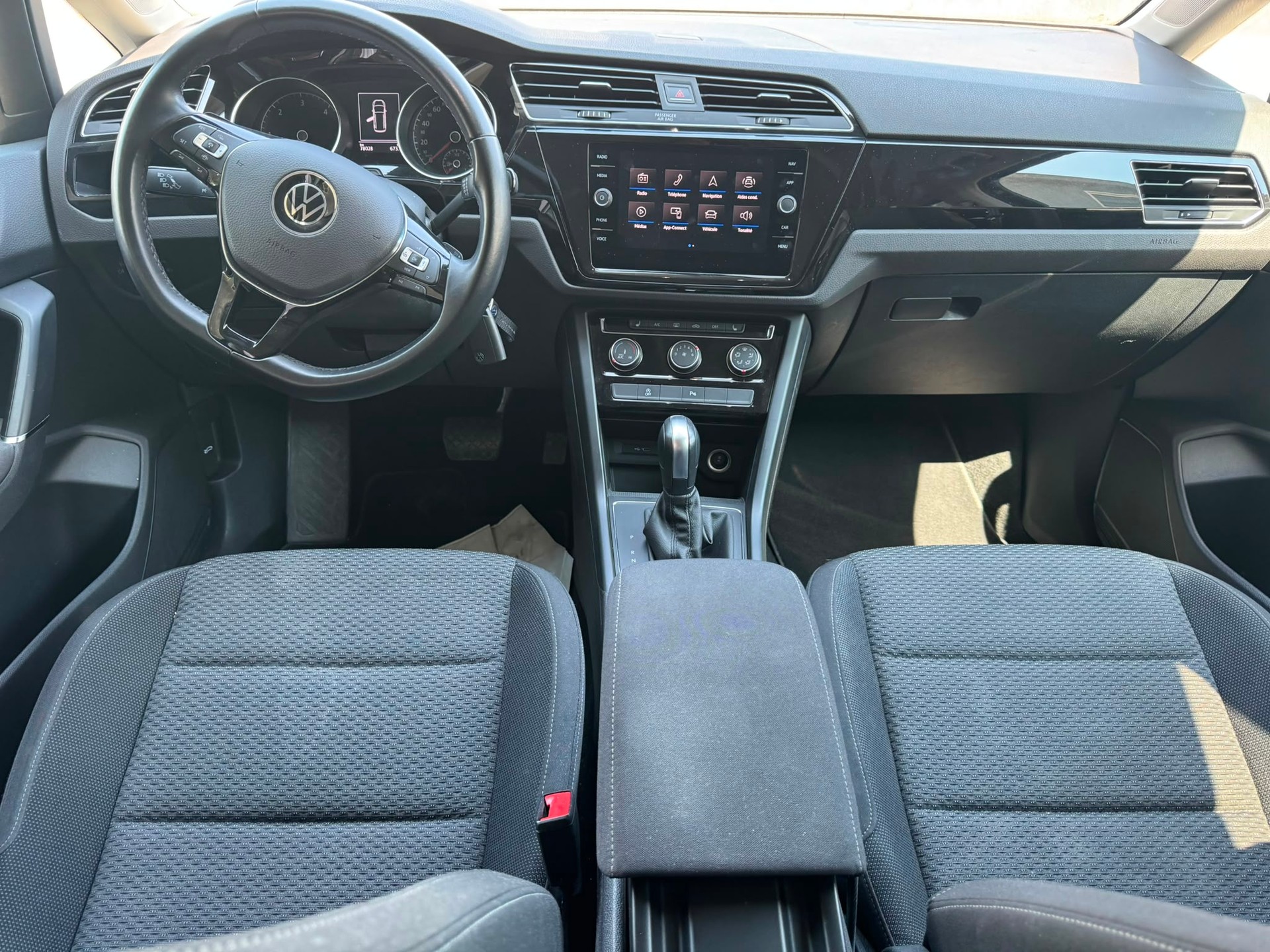 VW Touran 2.0 TDI BlueMotion Technology Comfortline DSG-image-7