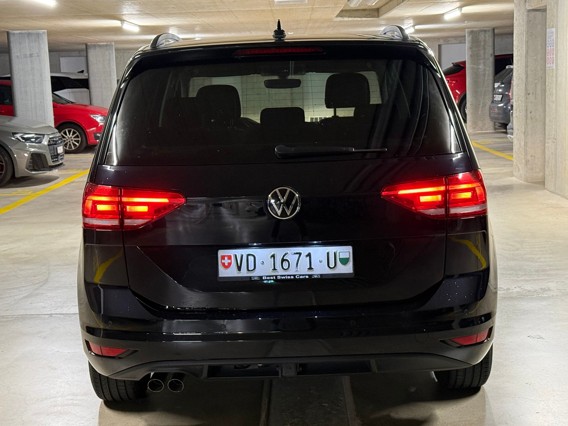 VW Touran 2.0 TDI BlueMotion Technology Comfortline DSG-image-11