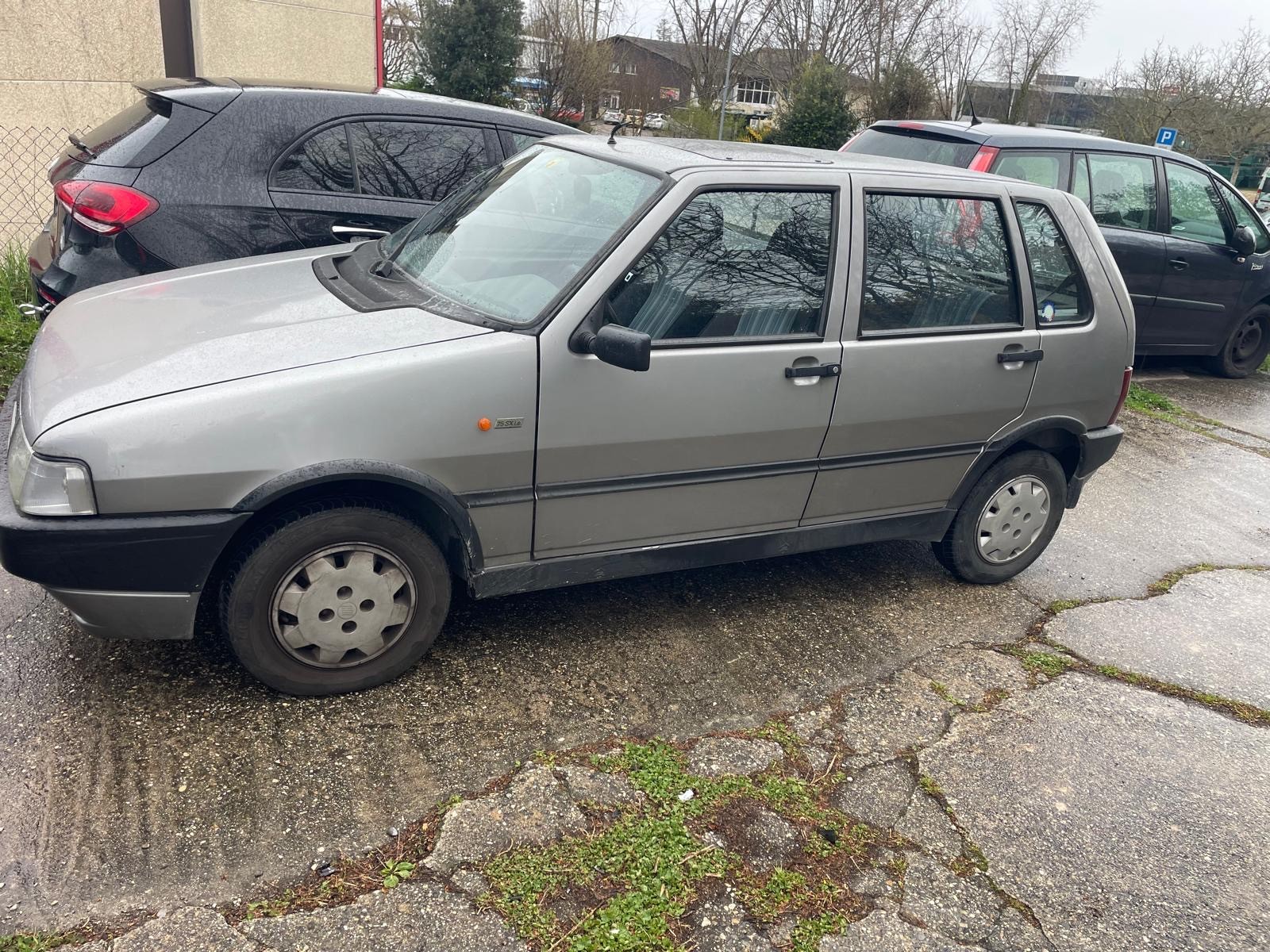 FIAT Uno 1.5 i.e. SX (75)-showroom-element-1