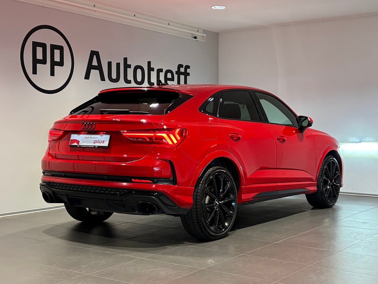AUDI RS Q3 Sportback quattro S tronic-image-14