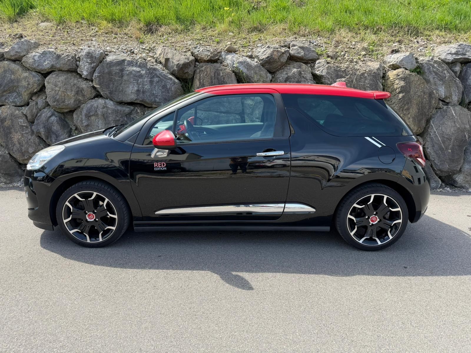 DS AUTOMOBILES DS3 1.6 THP Red Edition-image-2