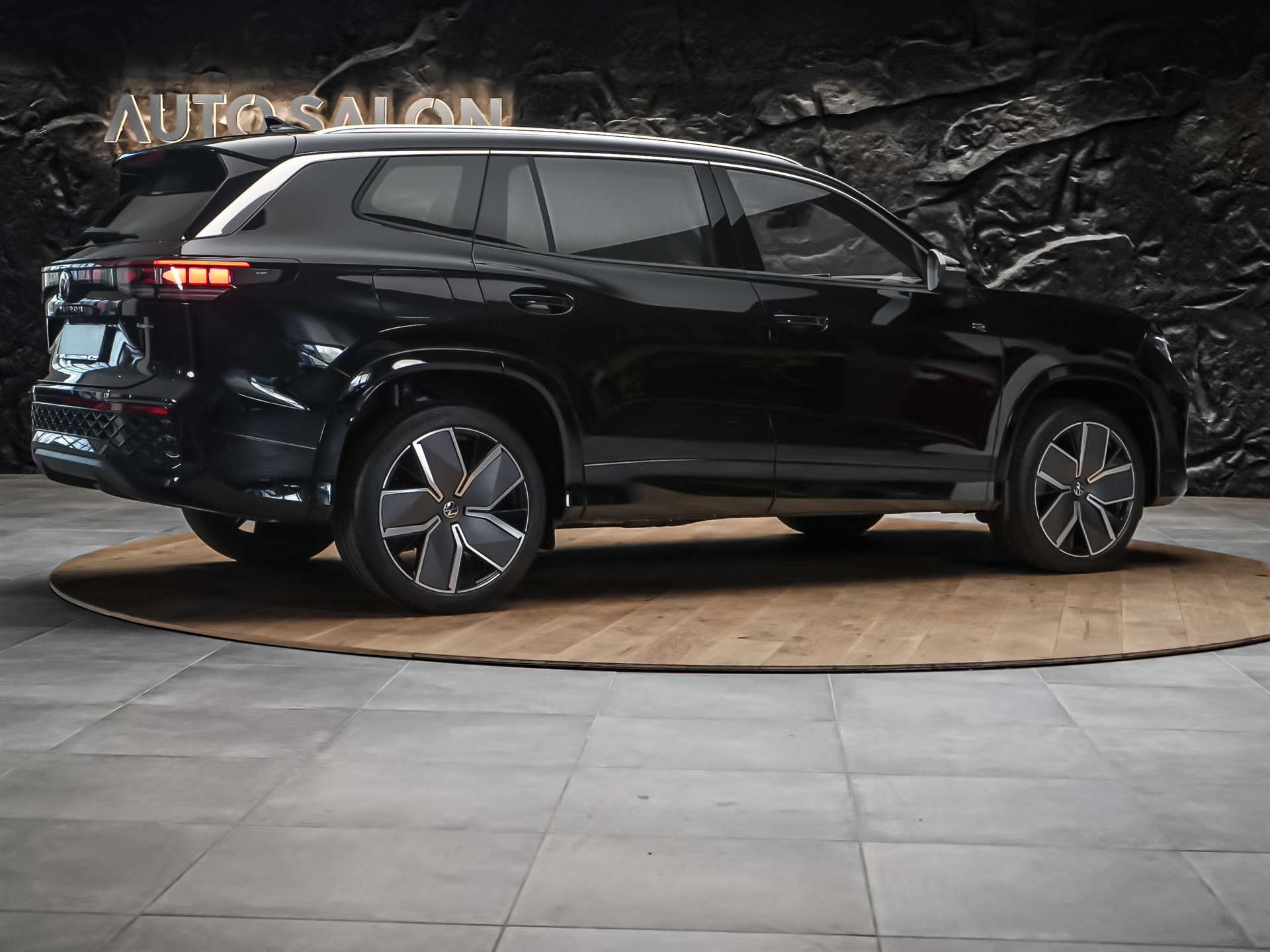 VW Tayron 2.0 TSI R-Line DSG 4motion *7 Sitze*Panorama*Massage*-image-4