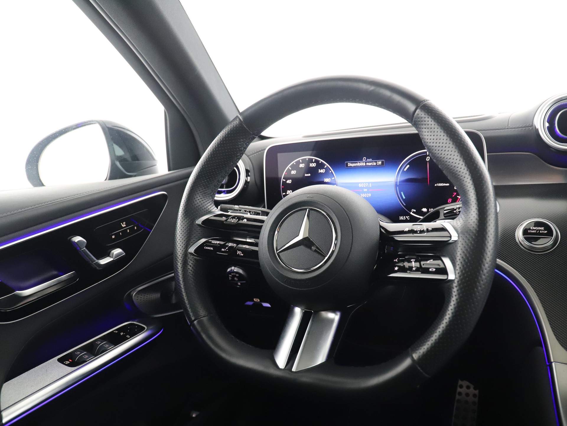 MERCEDES-BENZ GLC 300 e 4M 9G-Tronic-image-14