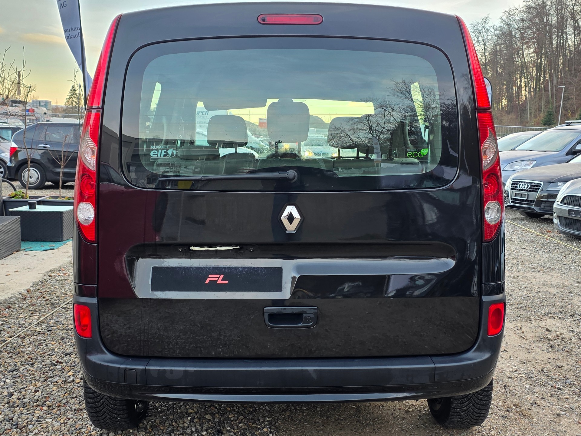 RENAULT Kangoo 1.5 dCi Authentique FRISCH AB MFK / Frisch ab Service / Garantie / Gratis Lieferung-showroom-element-3