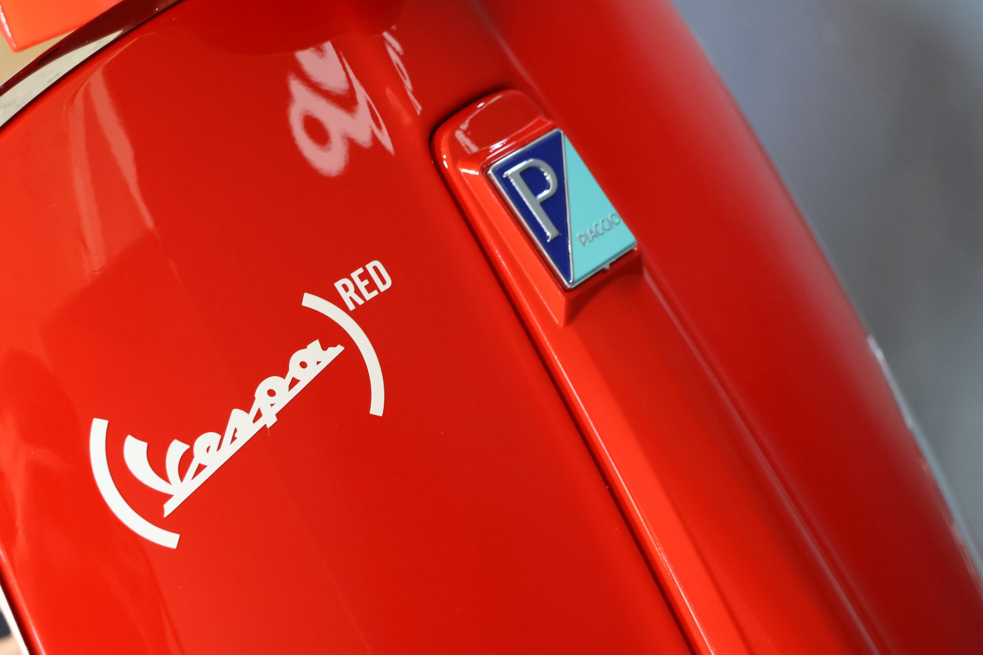 PIAGGIO Vespa Primavera 125 RED E5+ MY26 (4 Jahre Garantie)-image-15