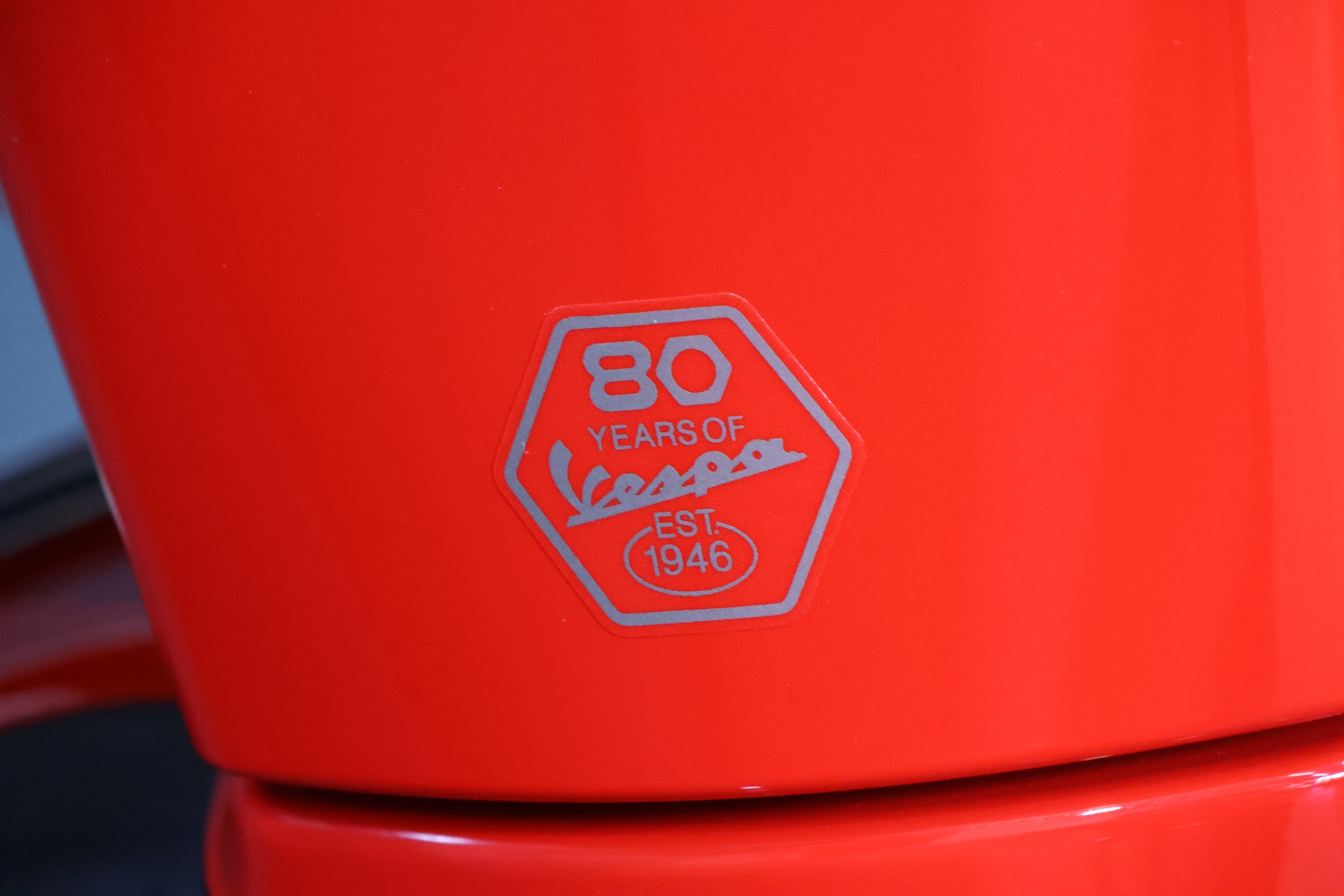 PIAGGIO Vespa Primavera 125 RED E5+ MY26 (4 Jahre Garantie)-image-13