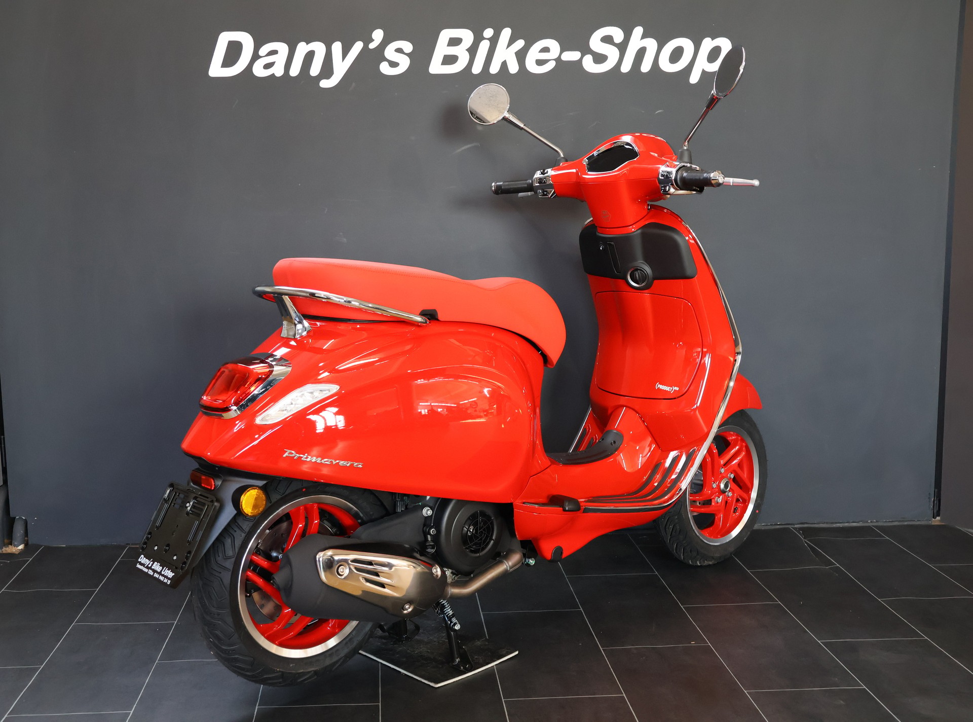 PIAGGIO Vespa Primavera 125 RED E5+ MY26 (4 Jahre Garantie)-showroom-element-3