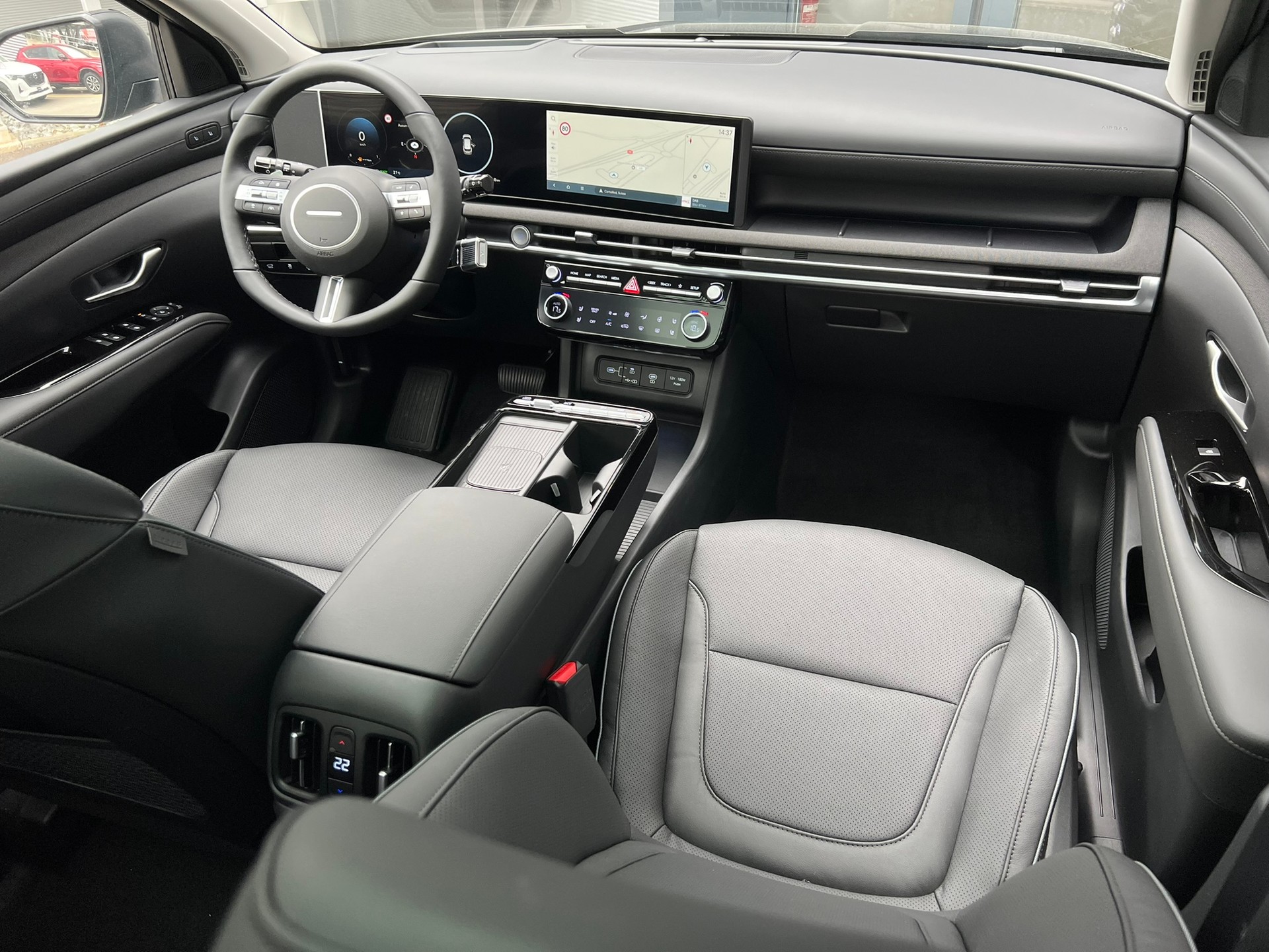 HYUNDAI Tucson 1.6 TGDI HEV Swiss Edition 4WD-image-8