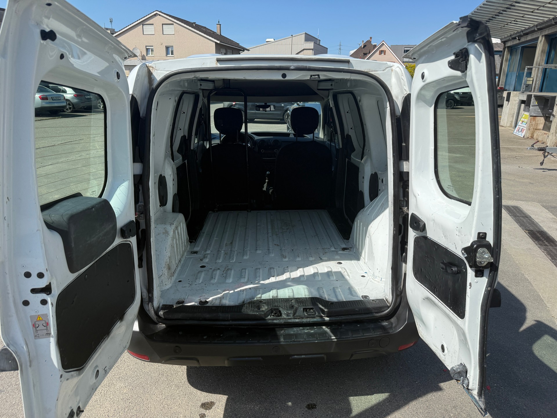 DACIA Dokker Van TCe 100 PF Essential-image-6