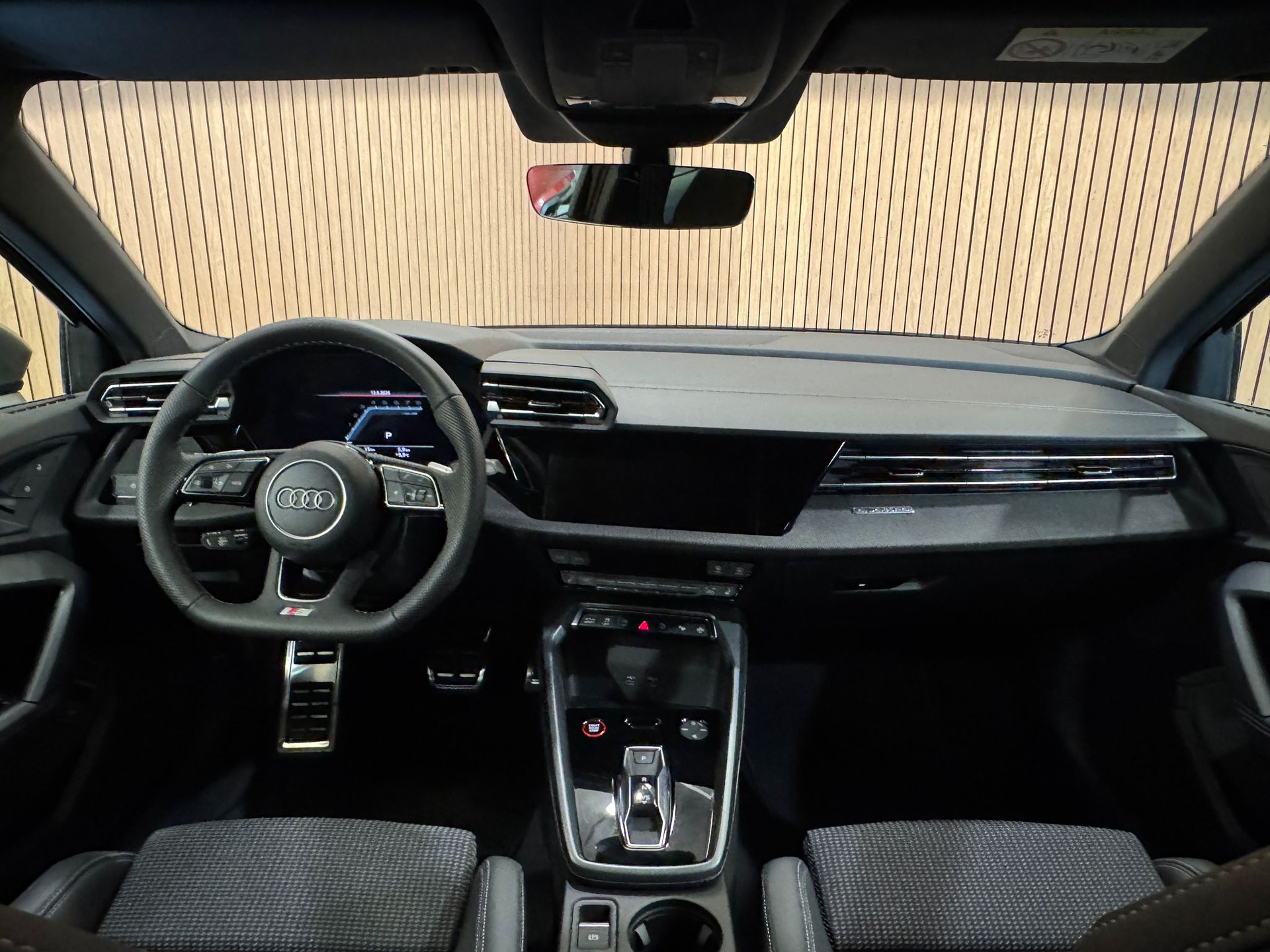 AUDI S3 Sportback TFSI quattro S-tronic-image-7