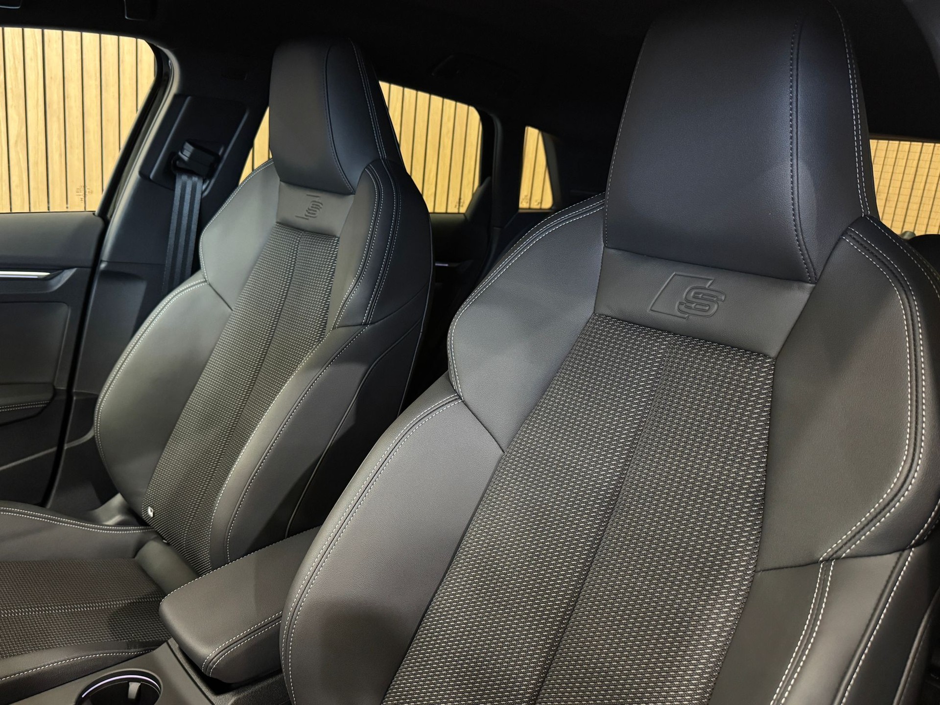 AUDI S3 Sportback TFSI quattro S-tronic-image-20