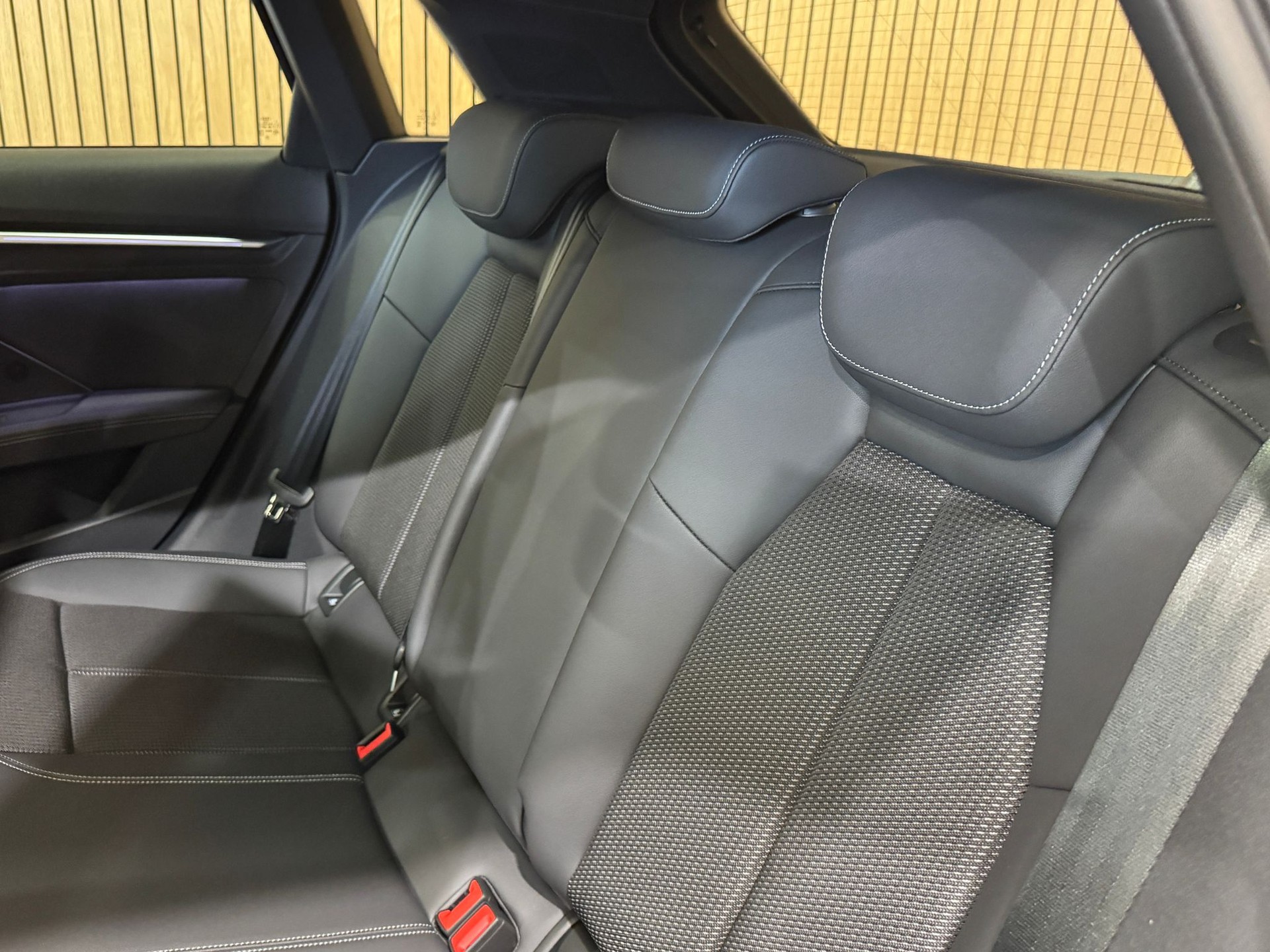 AUDI S3 Sportback TFSI quattro S-tronic-image-21