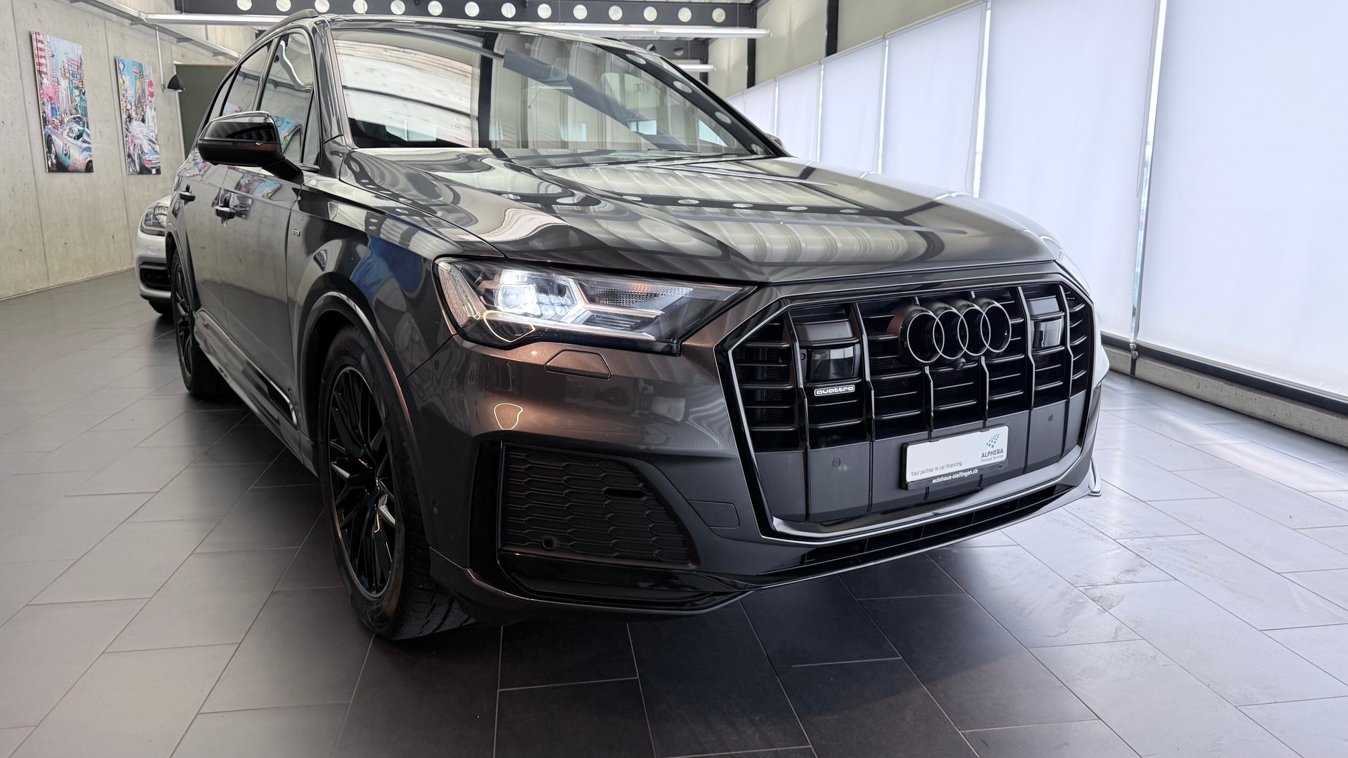 AUDI Q7 3.0 50 TDI S Line quattro T-Tronic-image-23