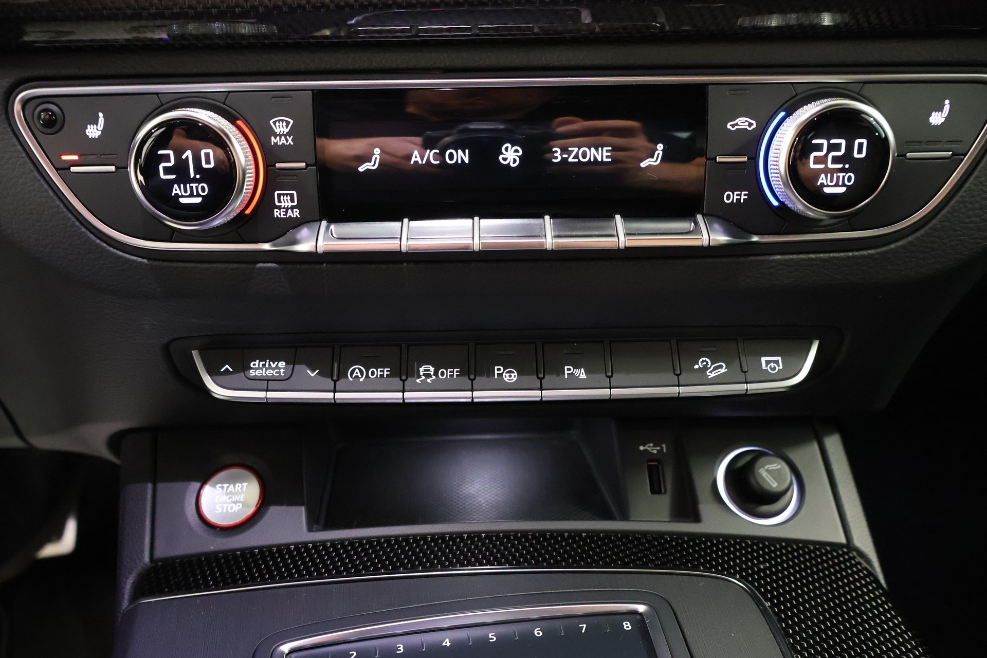 AUDI SQ5 TDI quattro tiptronic-image-26