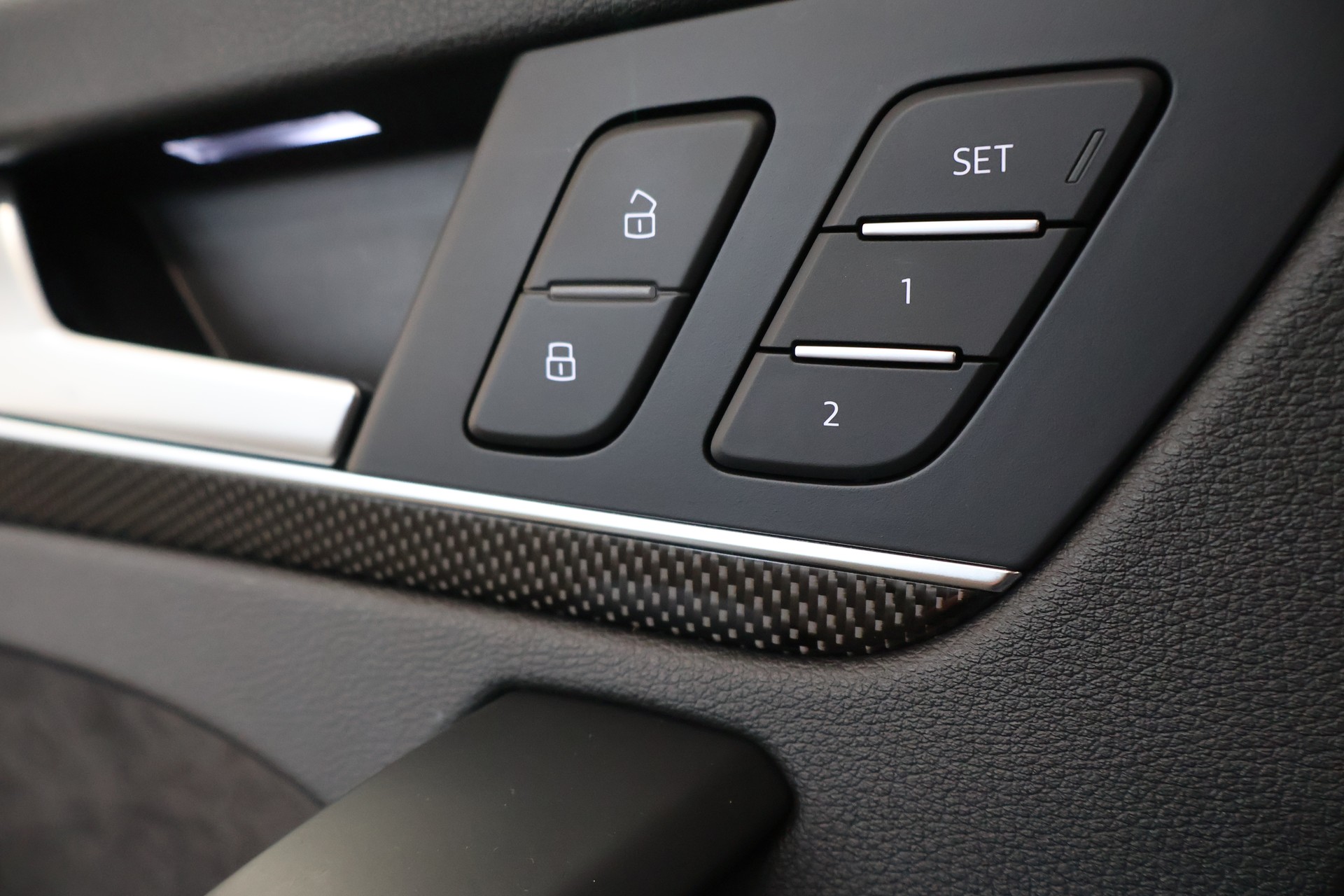 AUDI SQ5 TDI quattro tiptronic-image-28