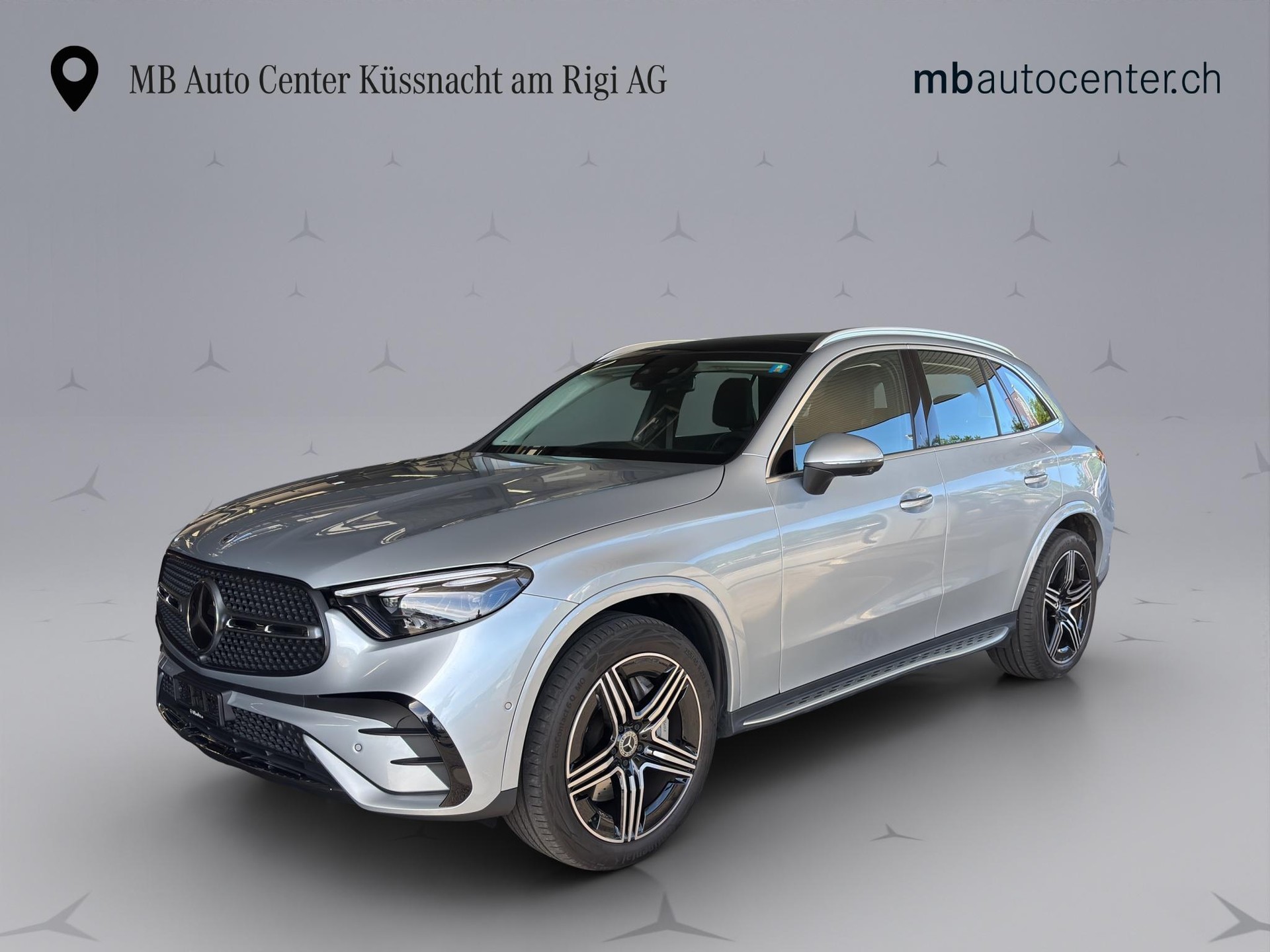 MERCEDES-BENZ GLC 300 AMG Line 4matic-image-0