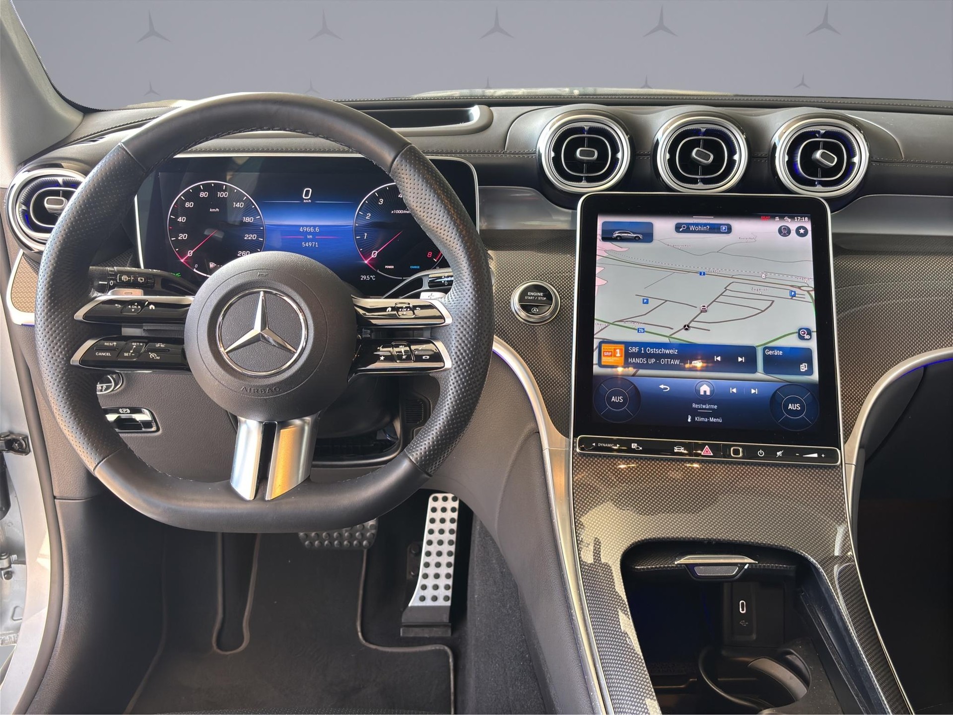 MERCEDES-BENZ GLC 300 AMG Line 4matic-image-11