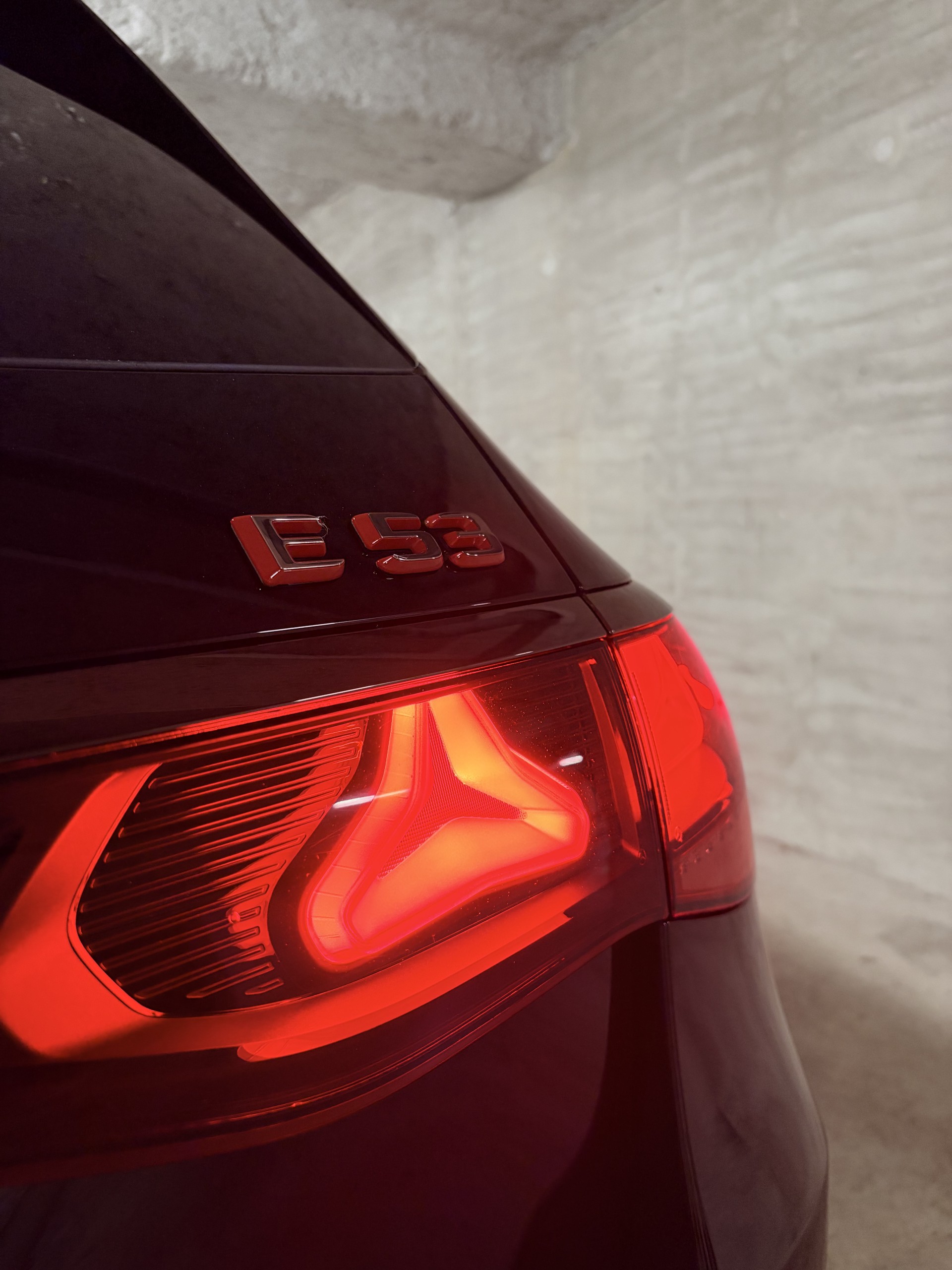 MERCEDES-BENZ E 53 Hybrid T 4Matic+ 9G-Tronic-image-12